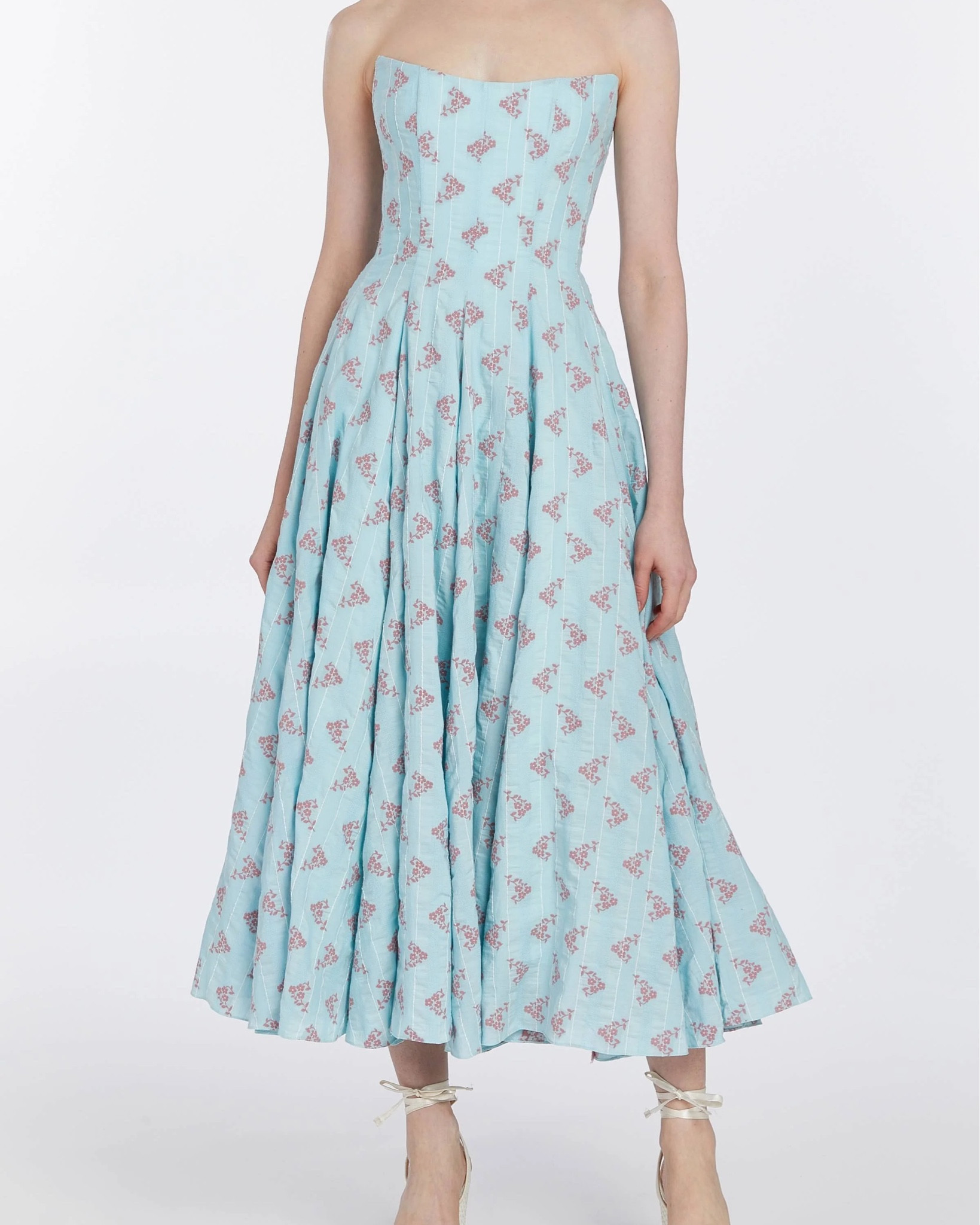 Taylor Swift’s dress from this weekend 

#LTKSummerEdit