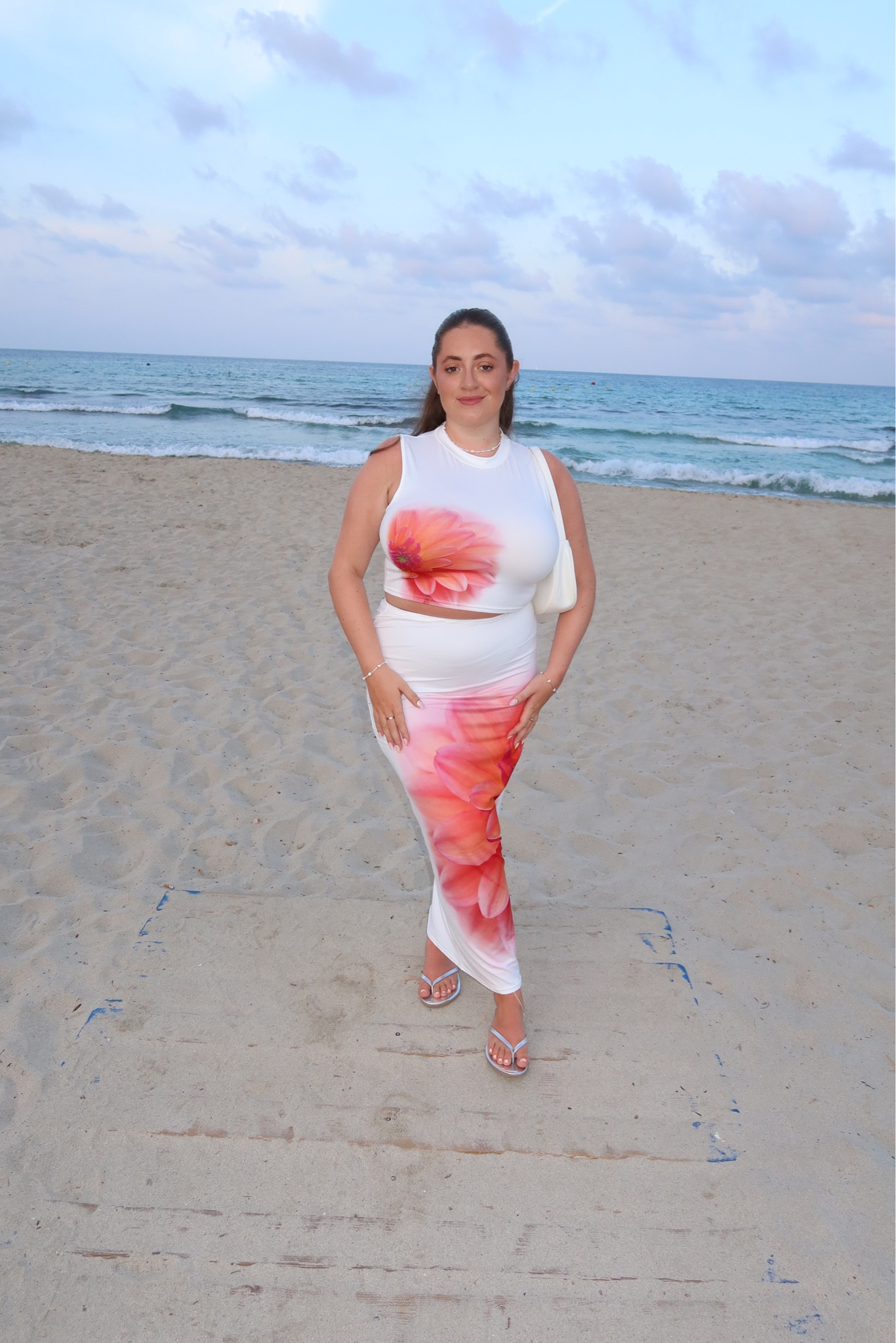 beachy co ord🩵🐚🩷 wearing size 16 xx

#LTKsummer #LTKuk #LTKmidsize