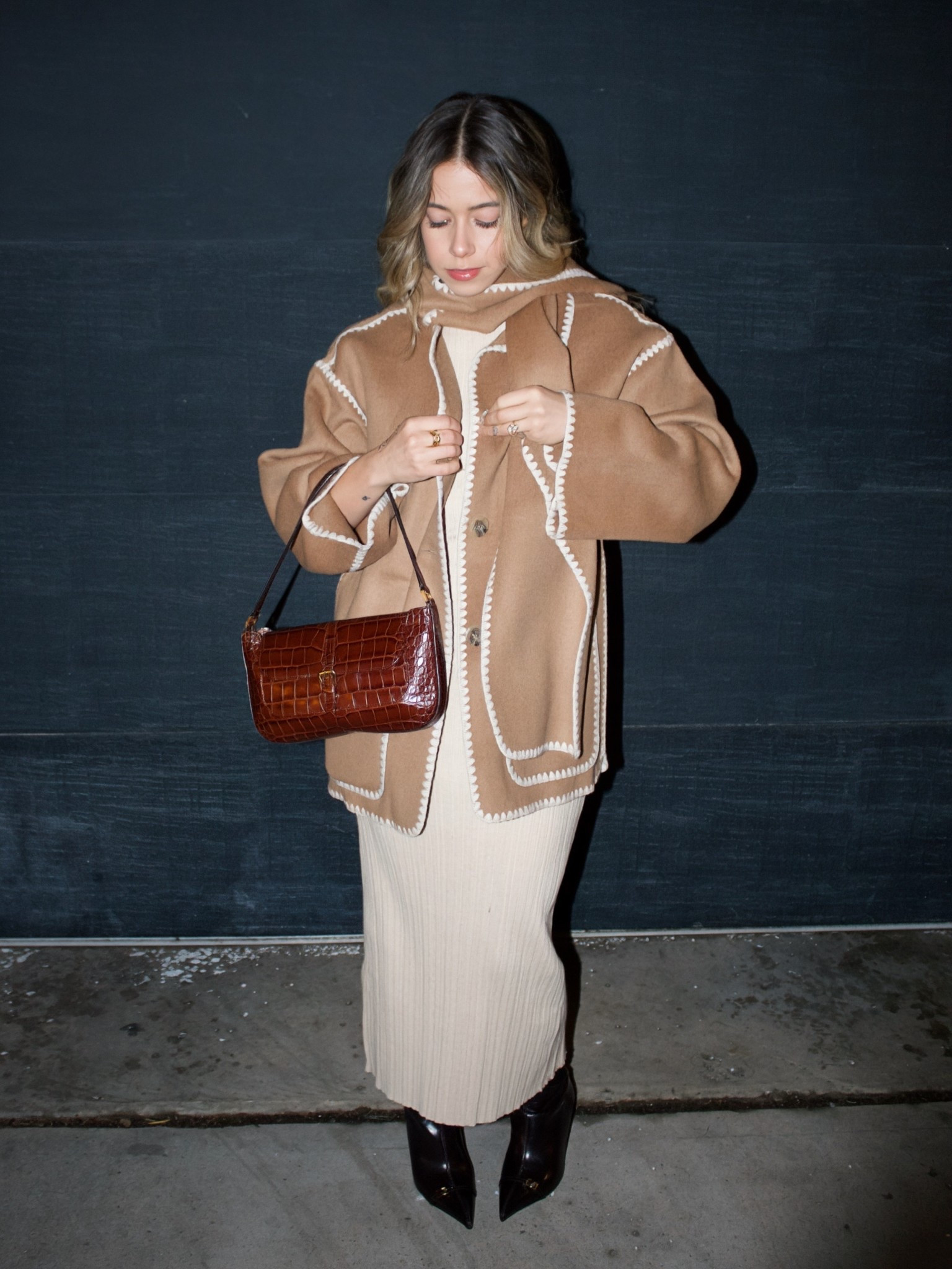 Dinner + a ‘Fit: Sip&Guzzle in NYC

Jacket: Quince
Dress: Quince
Boots: Zara
Bag: By Far
Earrings: Quince

#LTKootd #LTKPetite #LTKSeasonal