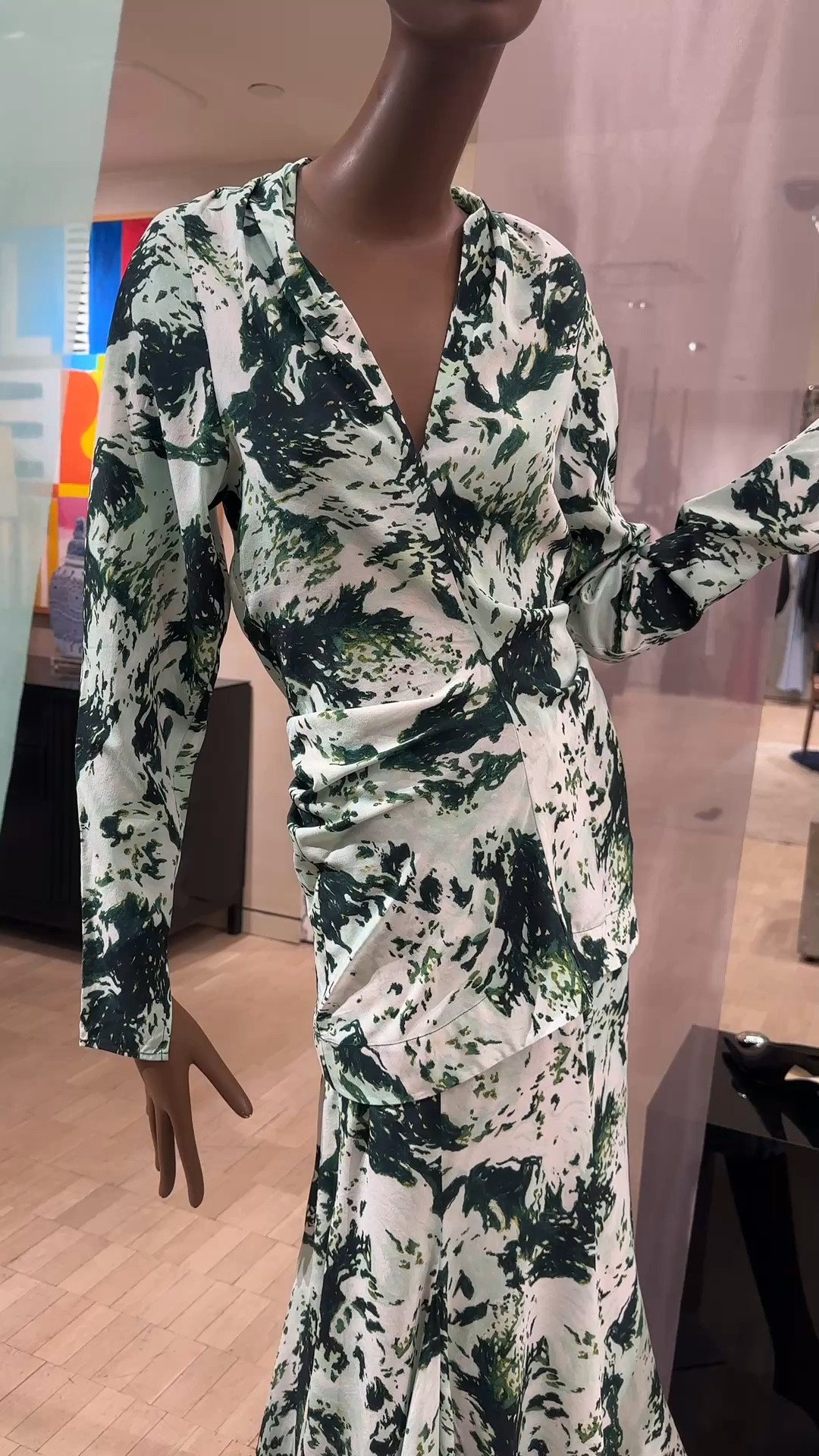 This skirt and blouse is a beauty. It also comes in a dress and the dress comes in another pretty hue. 

#LTKWedding