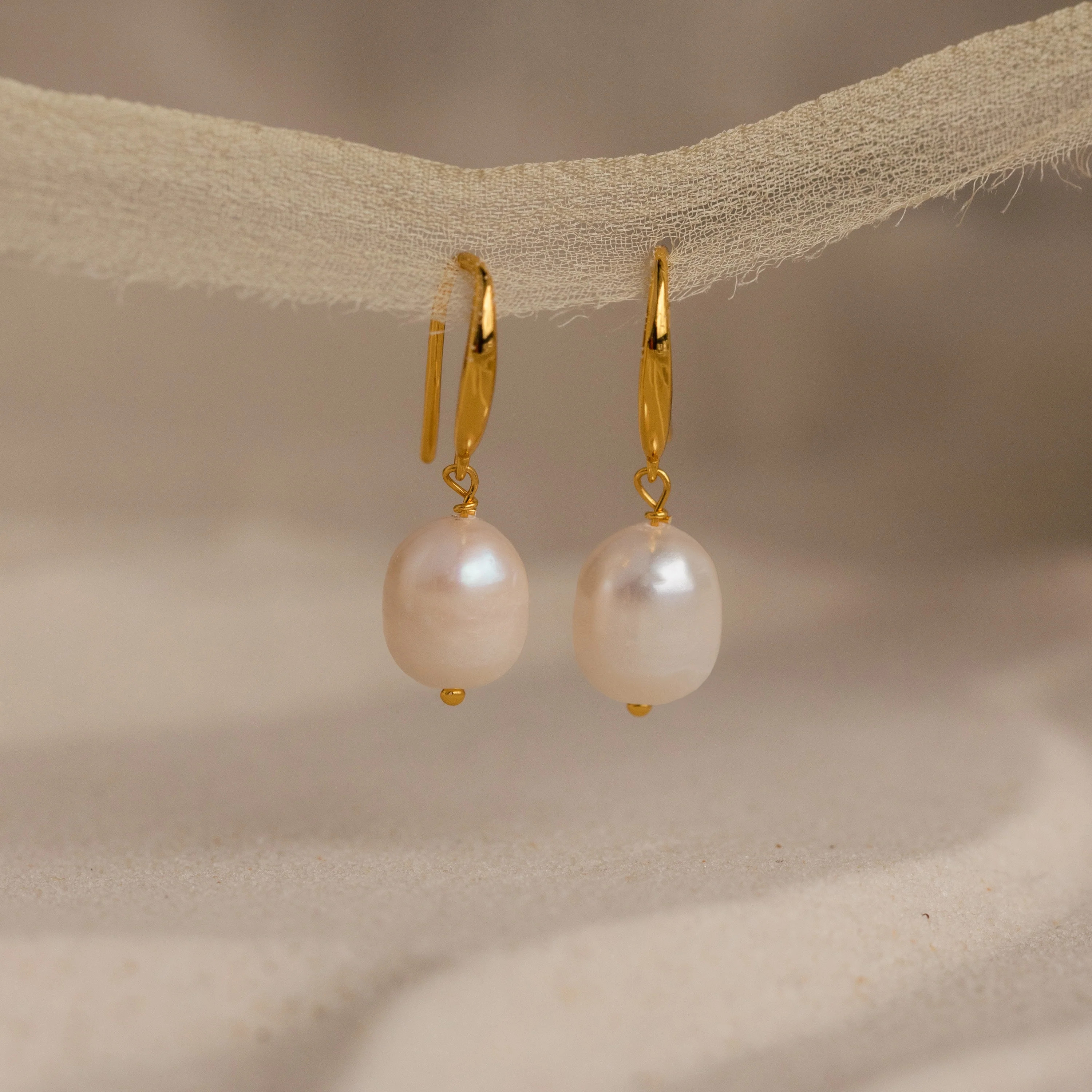 Dangling Pearl Drop Earrings | Caitlyn Minimalist