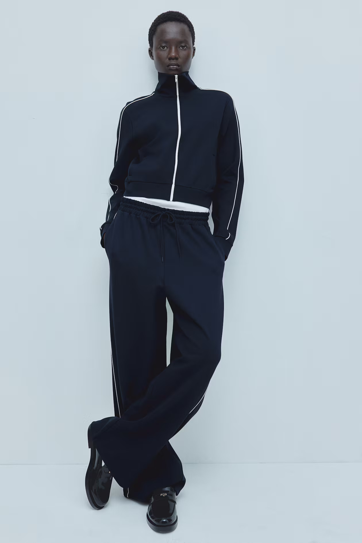 Track Pants with Piping - High waist - Long - Navy blue - Ladies | H&M US | H&M (US + CA)