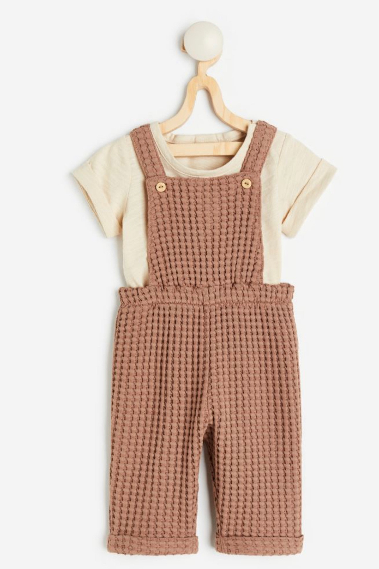 #overall #baby #toddler #spring #h&m #clothing

#LTKFind #LTKkids #LTKSeasonal