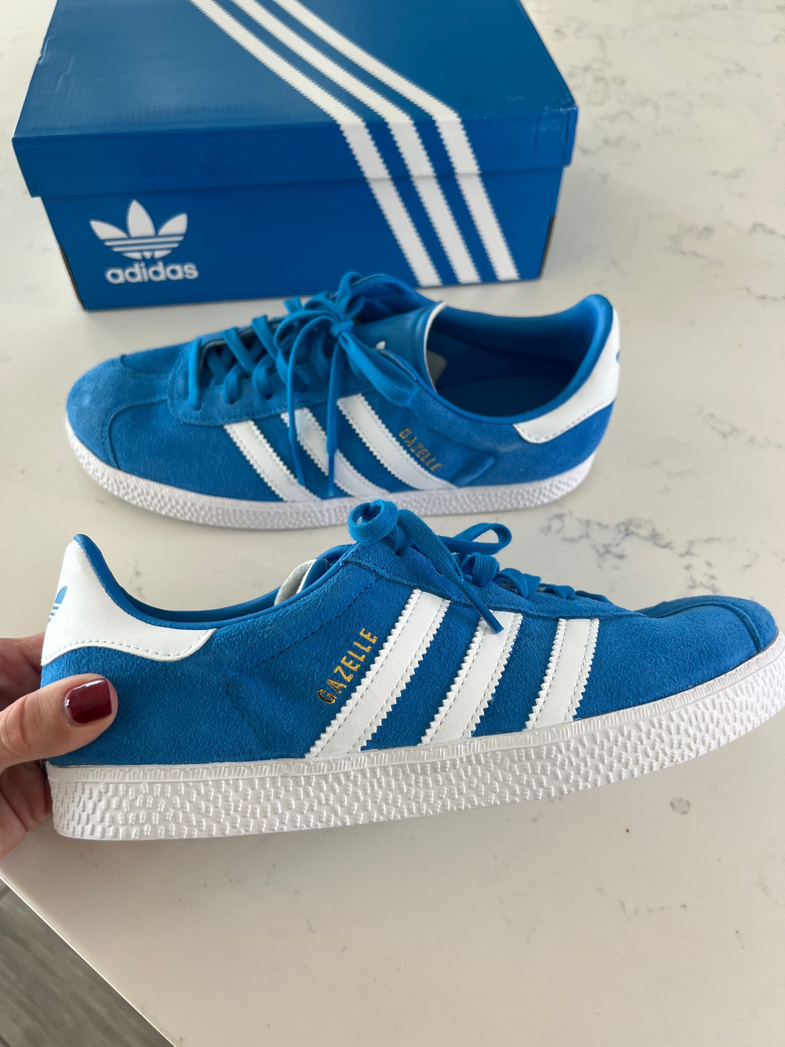 Adidas gazelle retro sneakers I got the big kids size 6 which equals a women’s 8. This style runs big 



#LTKstyletip #LTKSeasonal #LTKshoecrush