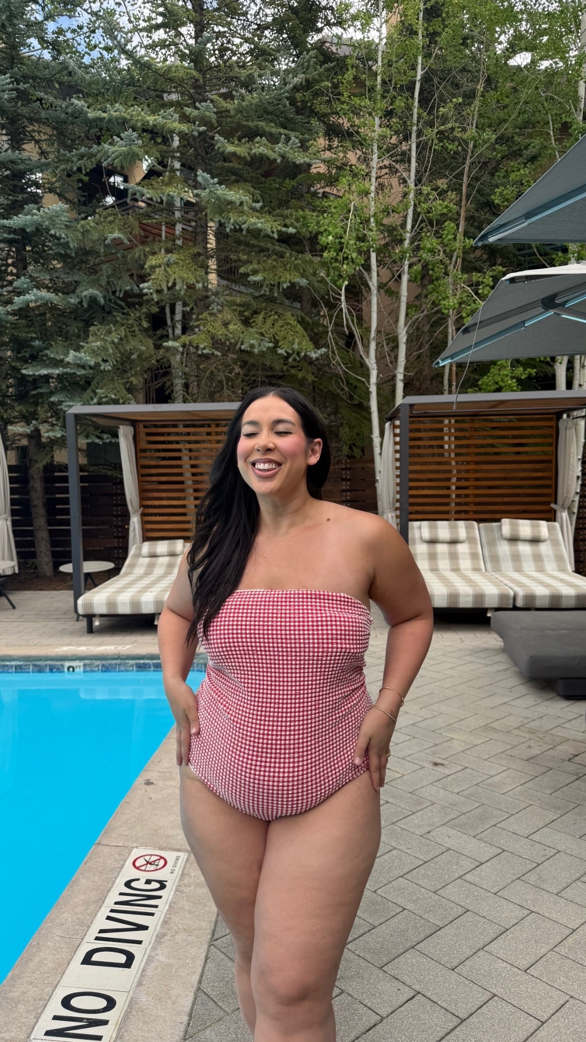 Midsize one piece swimsuit! @abercrombie 
-
-
-
Midsize fashion, swimwear, one piece swimsuit, abercrombie finds, abercrombie faves, summer outfit, beach outfit, vacation outfit, mom style

#LTKSwim #LTKMidsize #LTKTravel