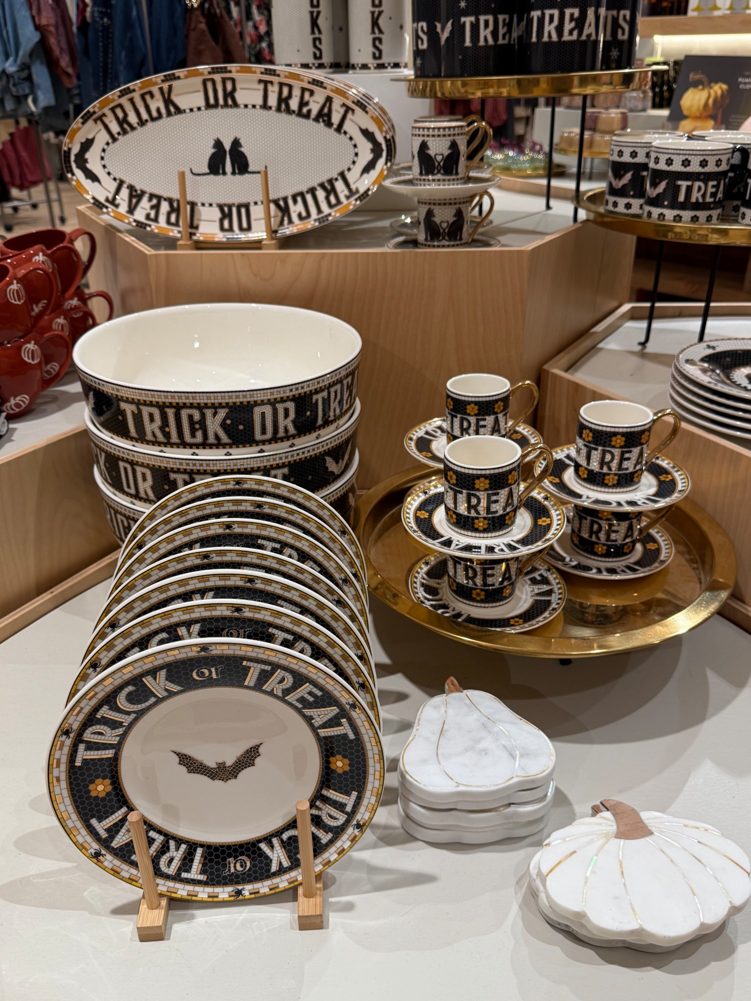 It’s spooky season 

#LTKHome #LTKHalloween #LTKSeasonal