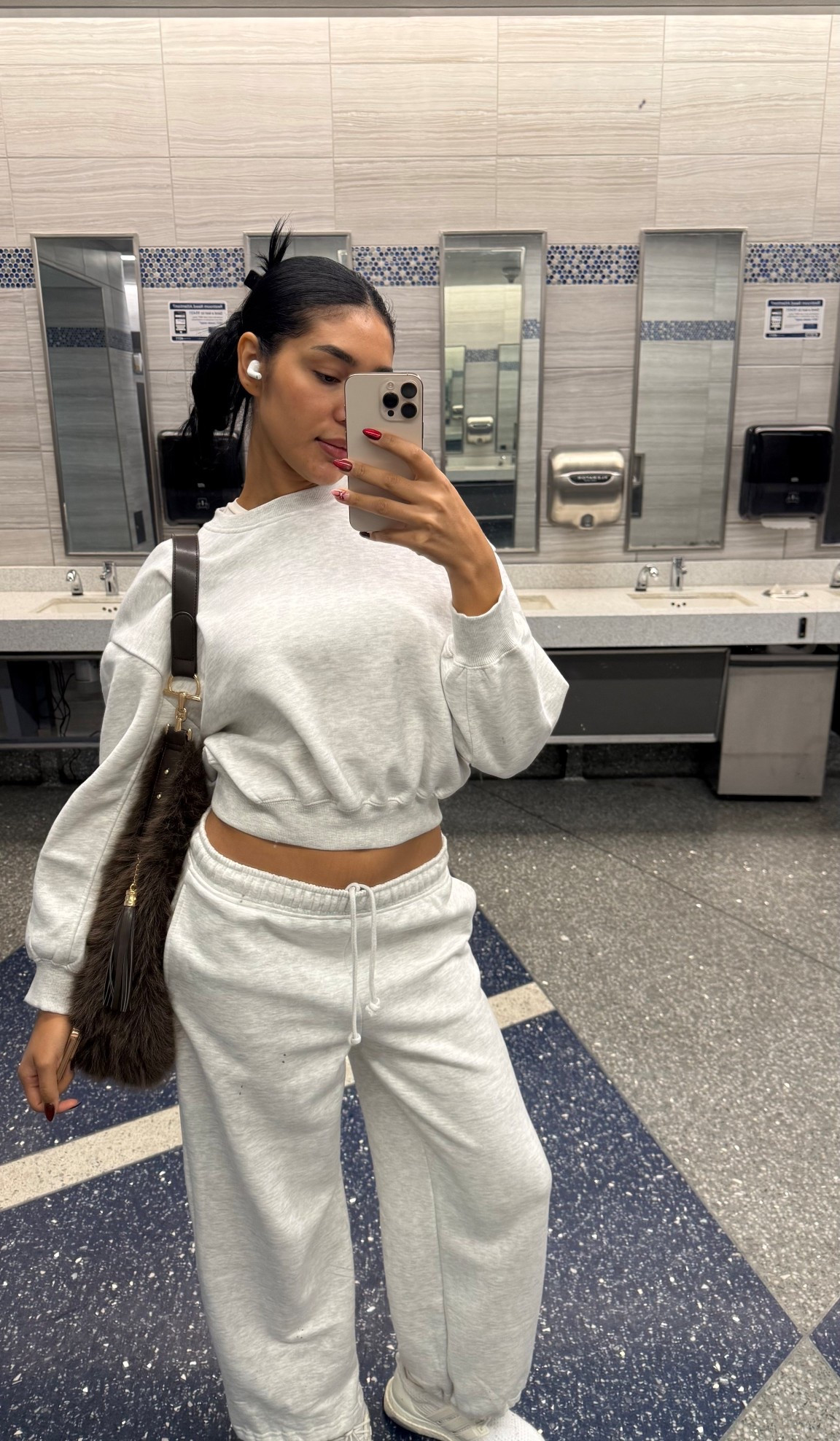 Airport outfit ✈️

#LTKHoliday #LTKSeasonal #LTKTravel