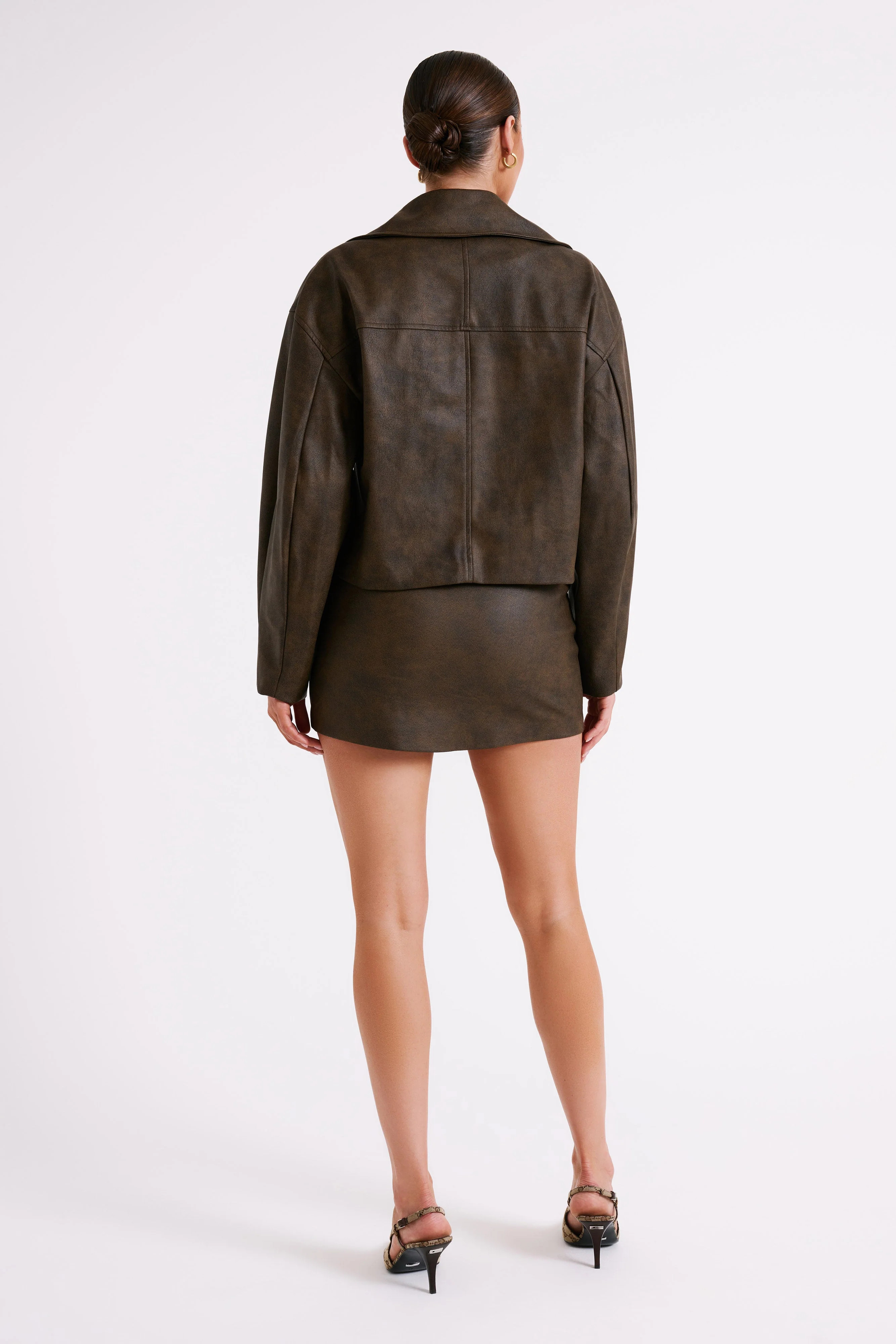 Mica Cropped Vintage Faux Leather Jacket - Vintage Chocolate | MESHKI US