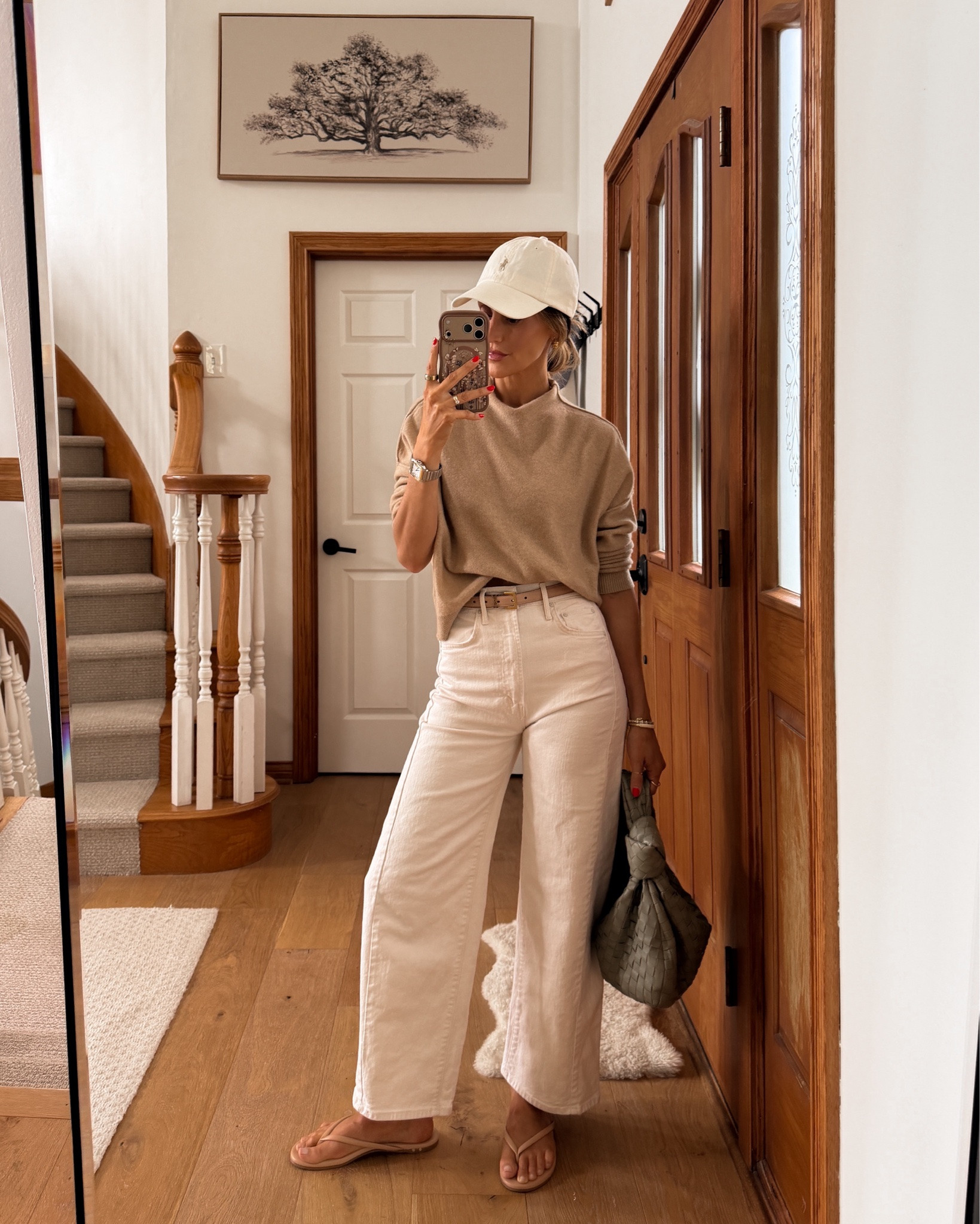 Nail appointment outfit
So excited these mockneck cashmere lightweight sweaters are back in stock!! Wearing size xs, they fit oversized! Favorite jeans 25