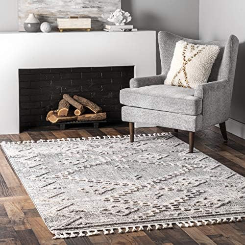 nuLOOM Roxy Textured Diamond Tassel Area Rug, 6' 7" x 9', Grey | Amazon (US)