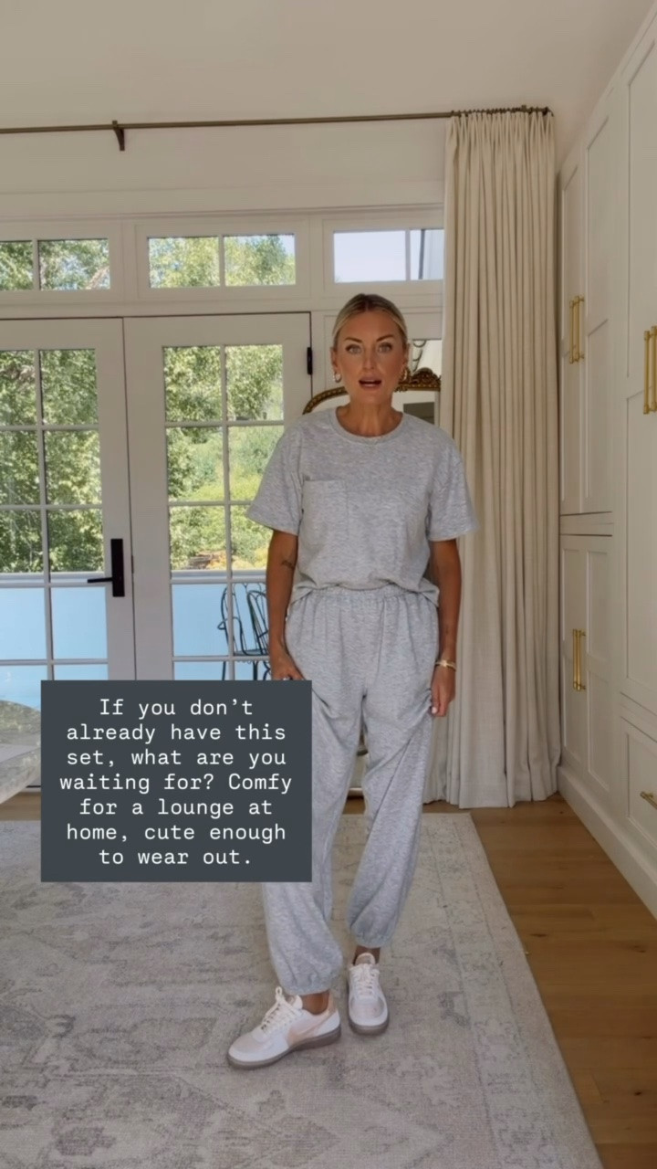 This lounge set is truly a 10/10! 👏🏼 It’s so comfortable, and the perfect set to wear going into fall! Wearing size S!

Loverly Grey, Target, loungewear, lounge set, matching set, joggers

#LTKTravel