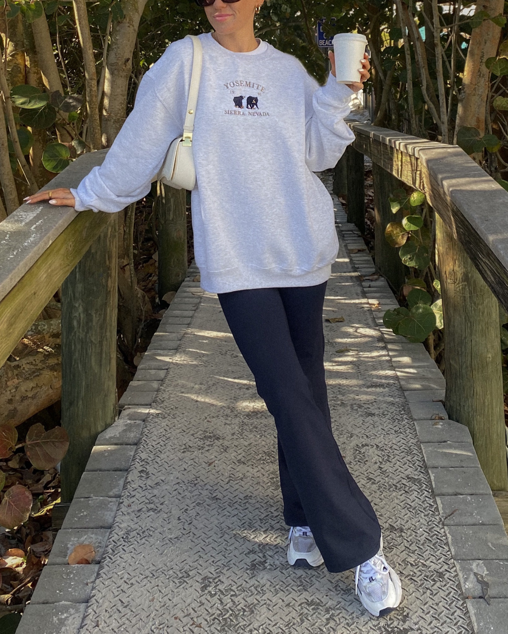 sweatshirt: large
flare leggings: small