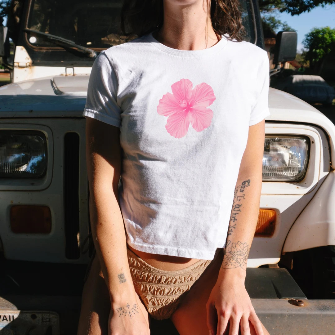 Hibiscus Graphic Tee, Y2K Baby Tee, Coconut Girl Shirt, Coastal Grandma, 2000's Crop Top, Trendy ... | Etsy (US)