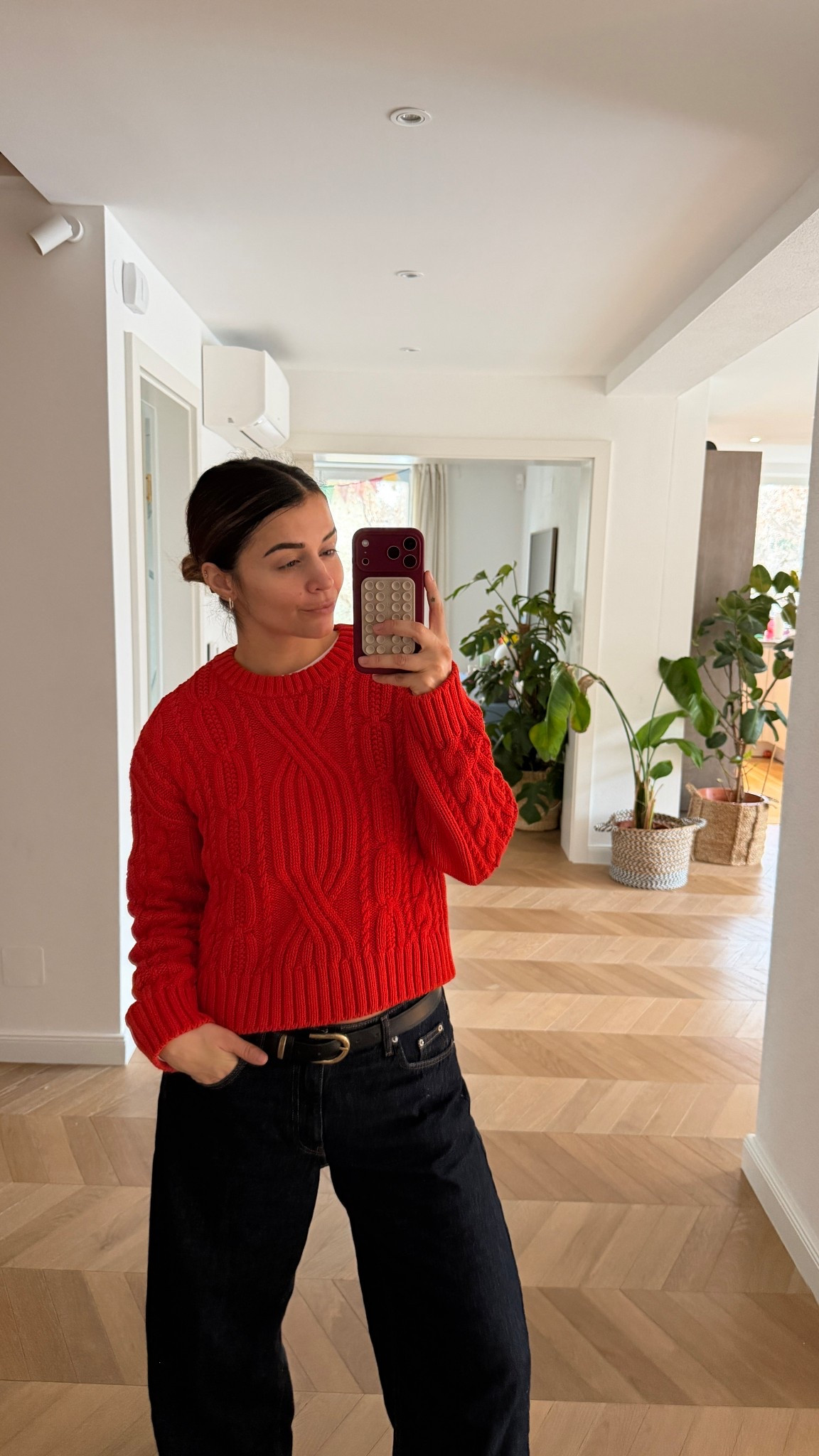 Pop of red ❤️

#LTKFashionMonth #LTKdeutschland #LTKeurope