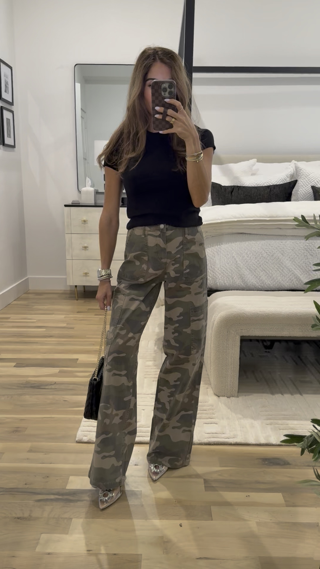 Walmart cargo pants size xxs come in short length too! Trending outfit only $17

#LTKgrwm #LTKootd #LTKHoliday