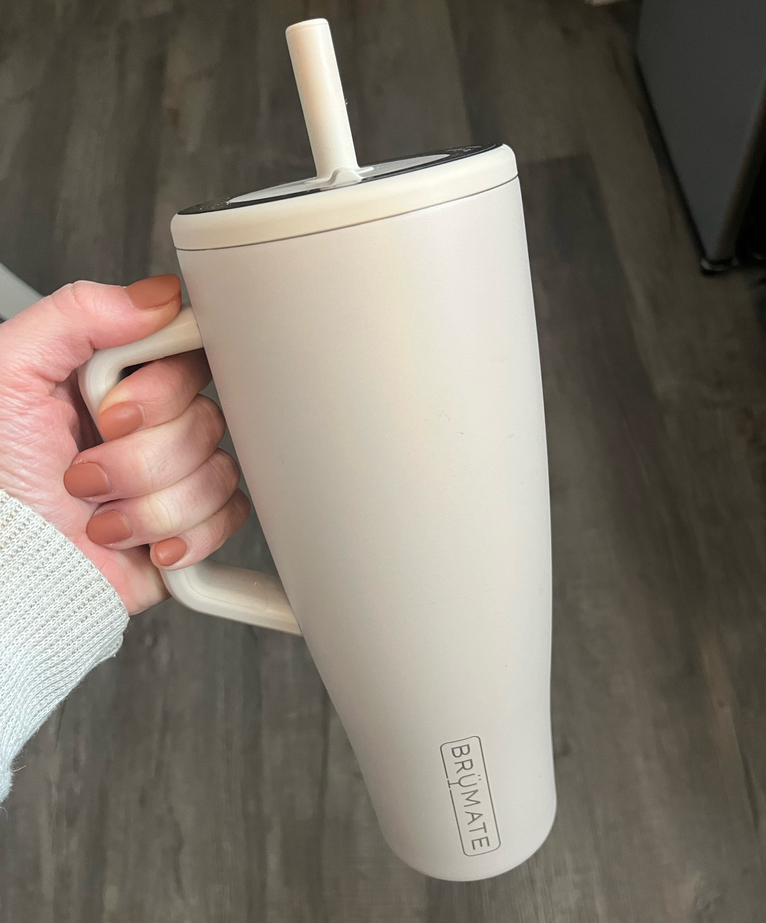 The BEST water tumbler 🙌🏻 hands down! The color I have ‘Dune’ is sold out, but ‘Mocha’ is very similar! Comes in 30 or 40 oz! 

#LTKfindsunder50 #LTKGiftGuide #LTKHoliday
