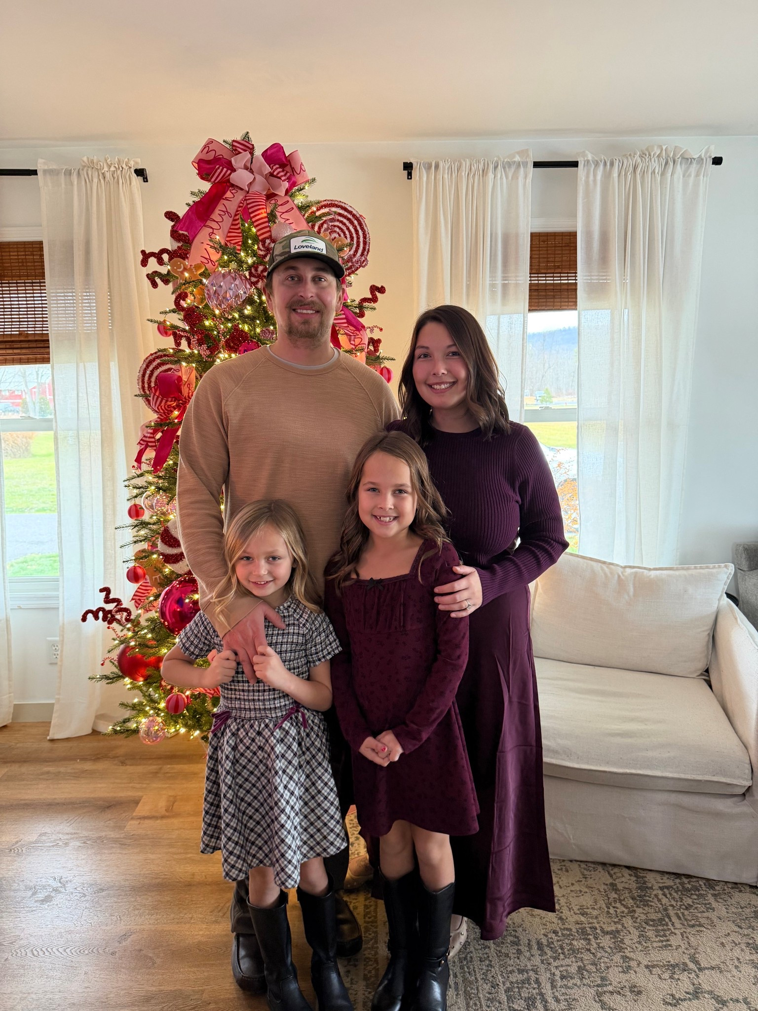 Burgundy family outfits! 

#LTKHoliday #LTKmomlife #LTKKids