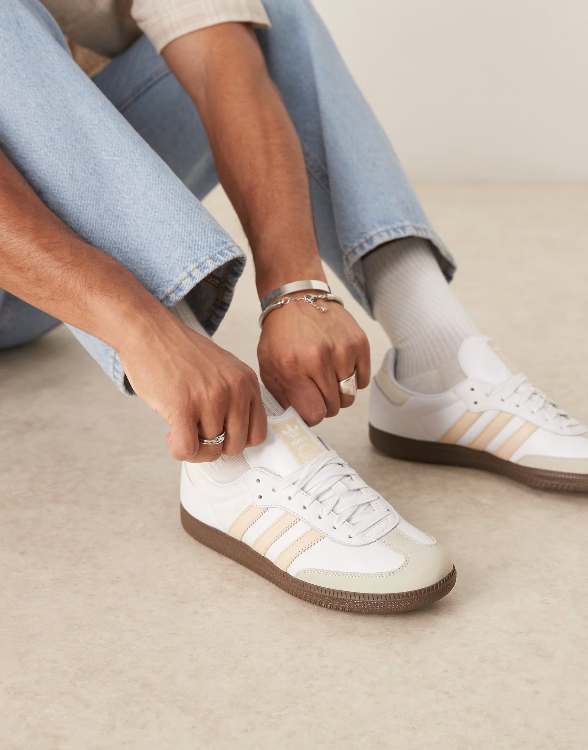 adidas Originals Samba OG trainers in white and beige | ASOS (Global)