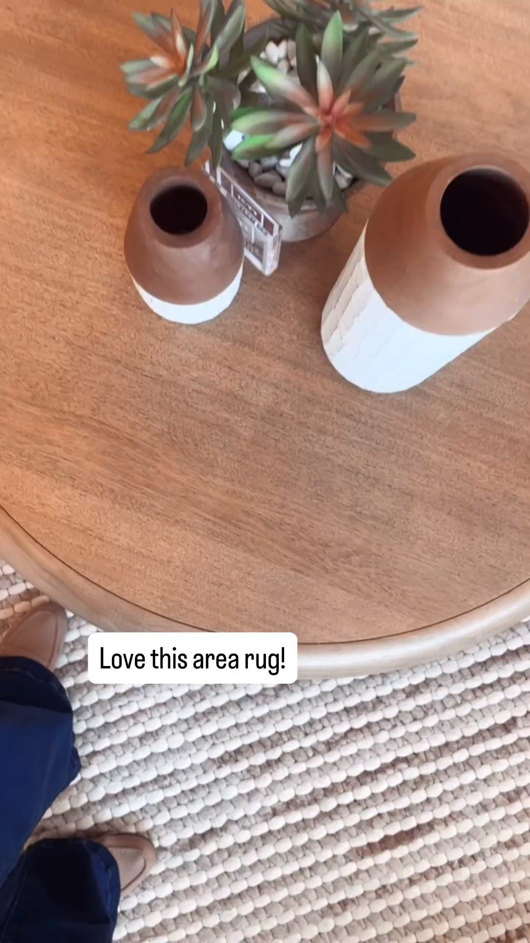 Close up of this handwoven wool cream and grey area rug 😍

#neutraldecor #home #livingroom #bedroom #masterbedroom #familyroom

#LTKHome