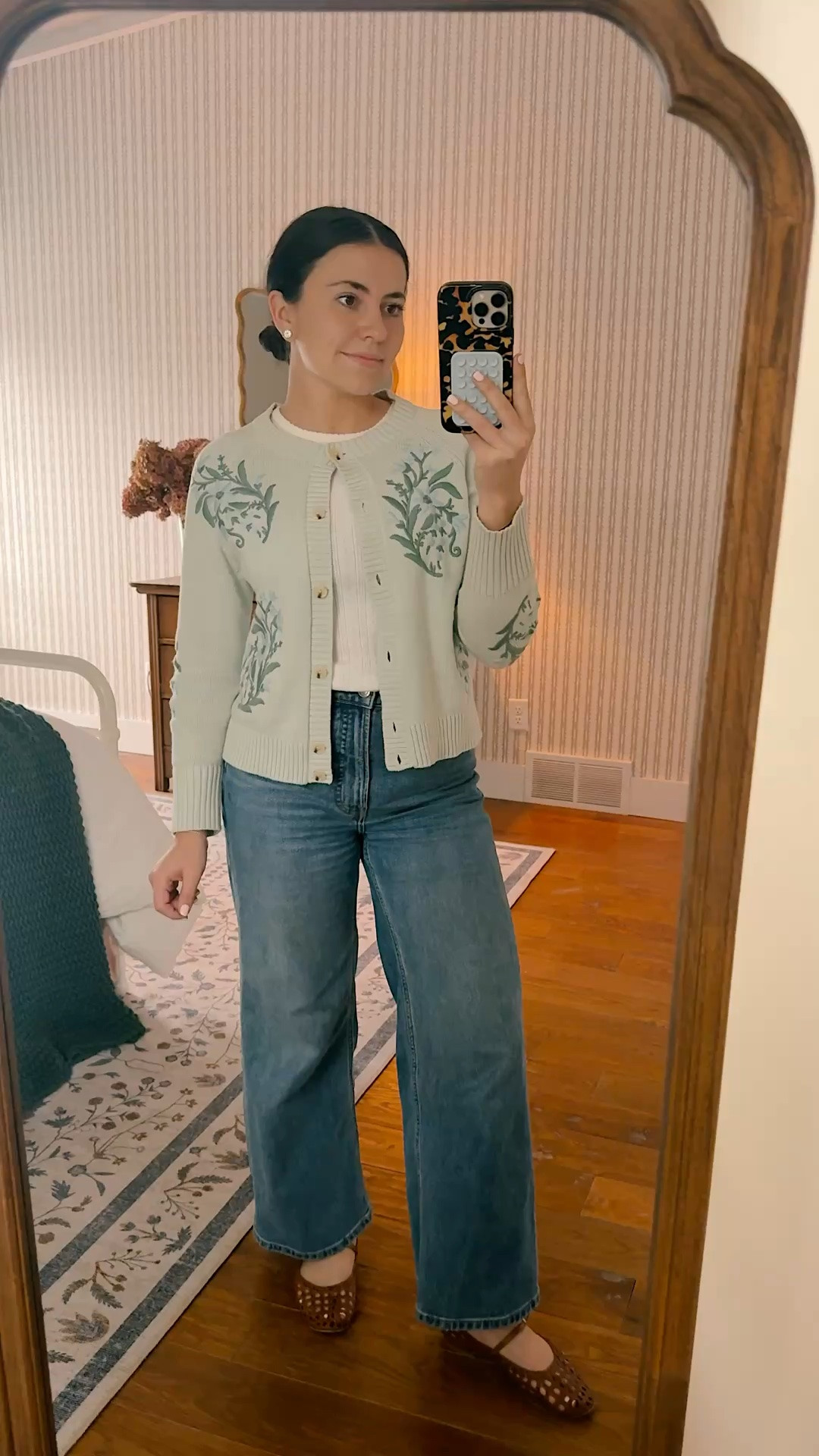 Wore this to work today! This cardigan is stunning & so well made. 🤍