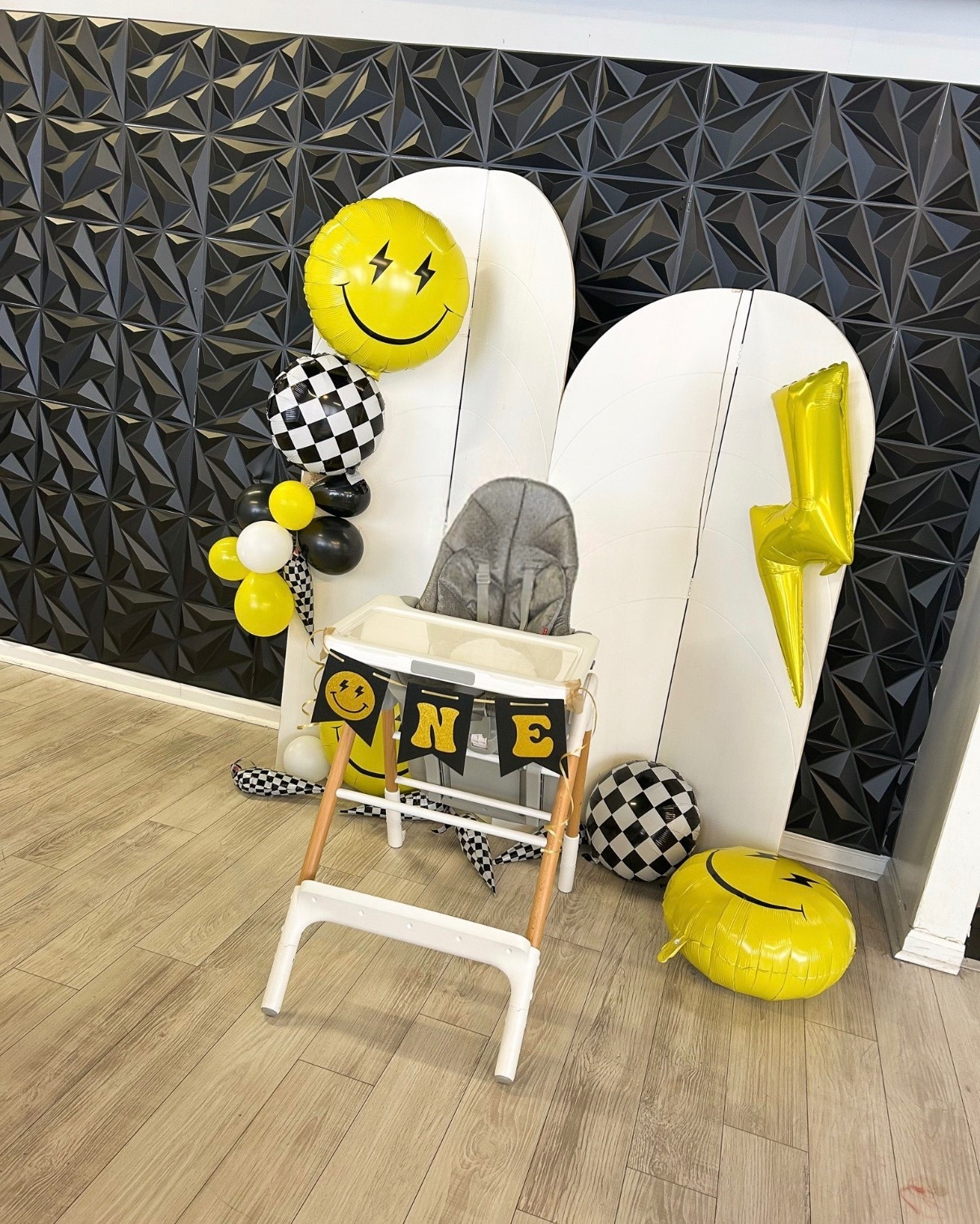 Throwing it back to last year when Maddox turned ONE 🖤⚡️
Our ONE cool dude birthday party came to life with all the black, white & yellow details, lightning bolts, checkerboard accents, matching Vans, and the happiest little guest of honor 🥹
From the balloons to the cupcakes to the cozy family fits… every detail was so him and still one of my favorite parties we’ve ever done.
Time seriously flies when you’re raising the coolest kid around 🫶🏼

✨ Saving this theme forever
⚡️ ONE cool dude
🖤 Last year’s party but still obsessed

#ONECoolDude
#FirstBirthday
#BoyMomLife
#BirthdayPartyInspo
#KidsBirthdayTheme
#NeutralParty
#LTKFamily
#LTKKids
#LTKHome
#LTKStyle
#MemoryMaking


#LTKValentine #LTKmomlife #LTKKids