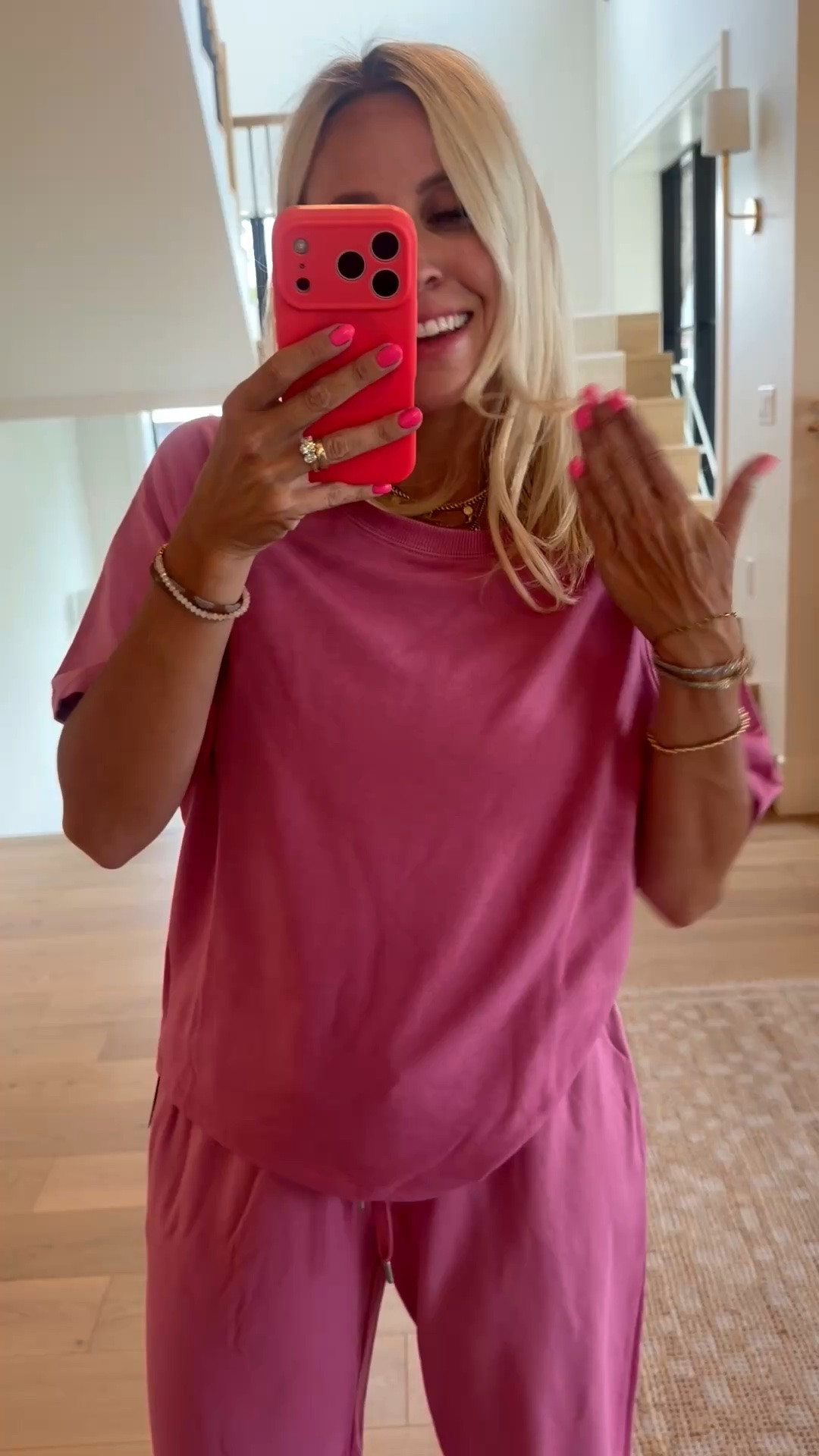Love the pink too! I do a size M in these sets