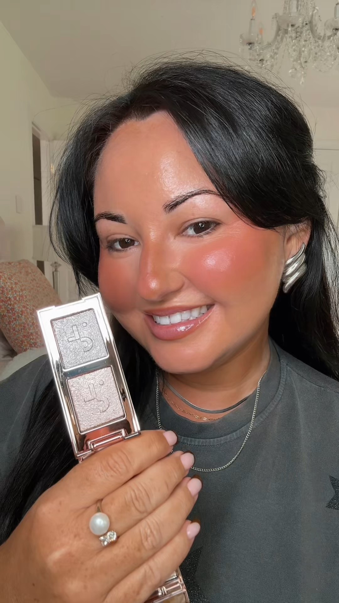 Patrick Ta Eyeshadow Duo ✨ The perfect luxe glam essential — two shades that create effortless neutral glam, soft shimmer, and statement eye looks. Shop this Patrick Ta beauty must-have now on LTK 💄 #PatrickTa #EyeshadowDuo #LTKBe

#LTKStyleTip #LTKParties #LTKBeauty