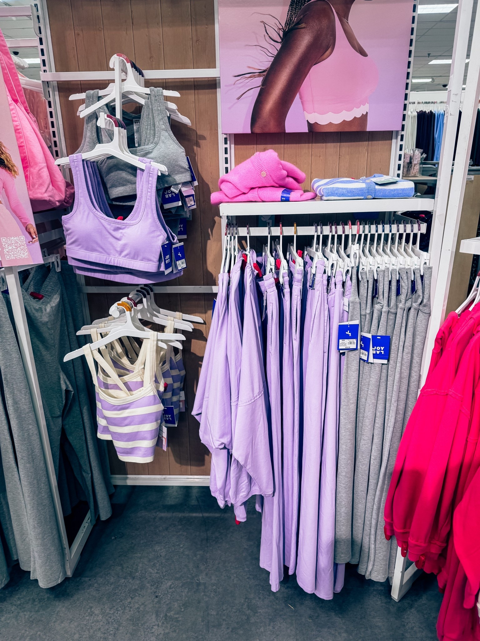 Target athletic finds 

#LTKfitnessgoals #LTKFindsUnder50 #LTKootd