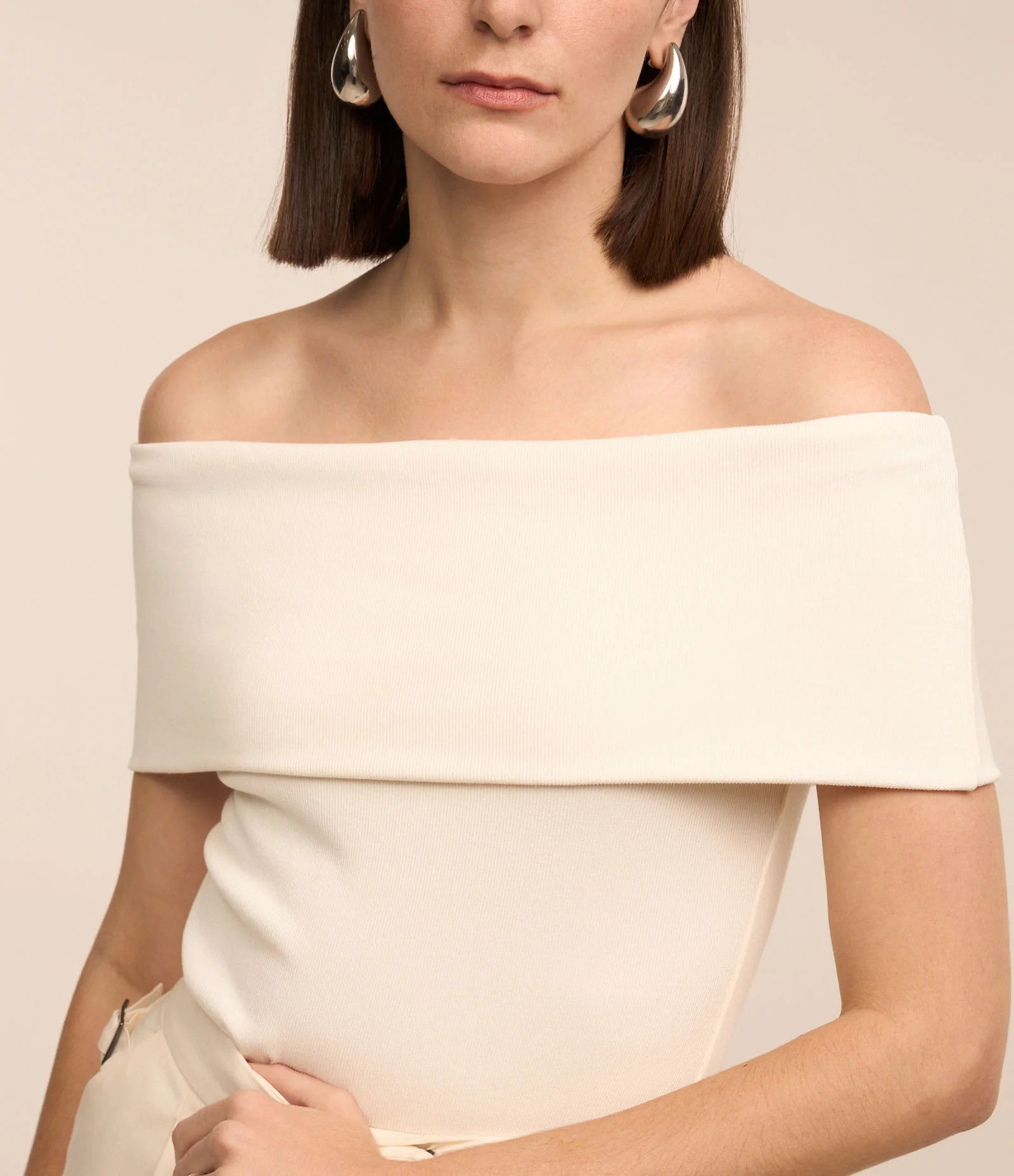 Blusa Ombro a Ombro em Ribana com Dobra no Decote Marrom - Lojas Renner | Renner (BR)