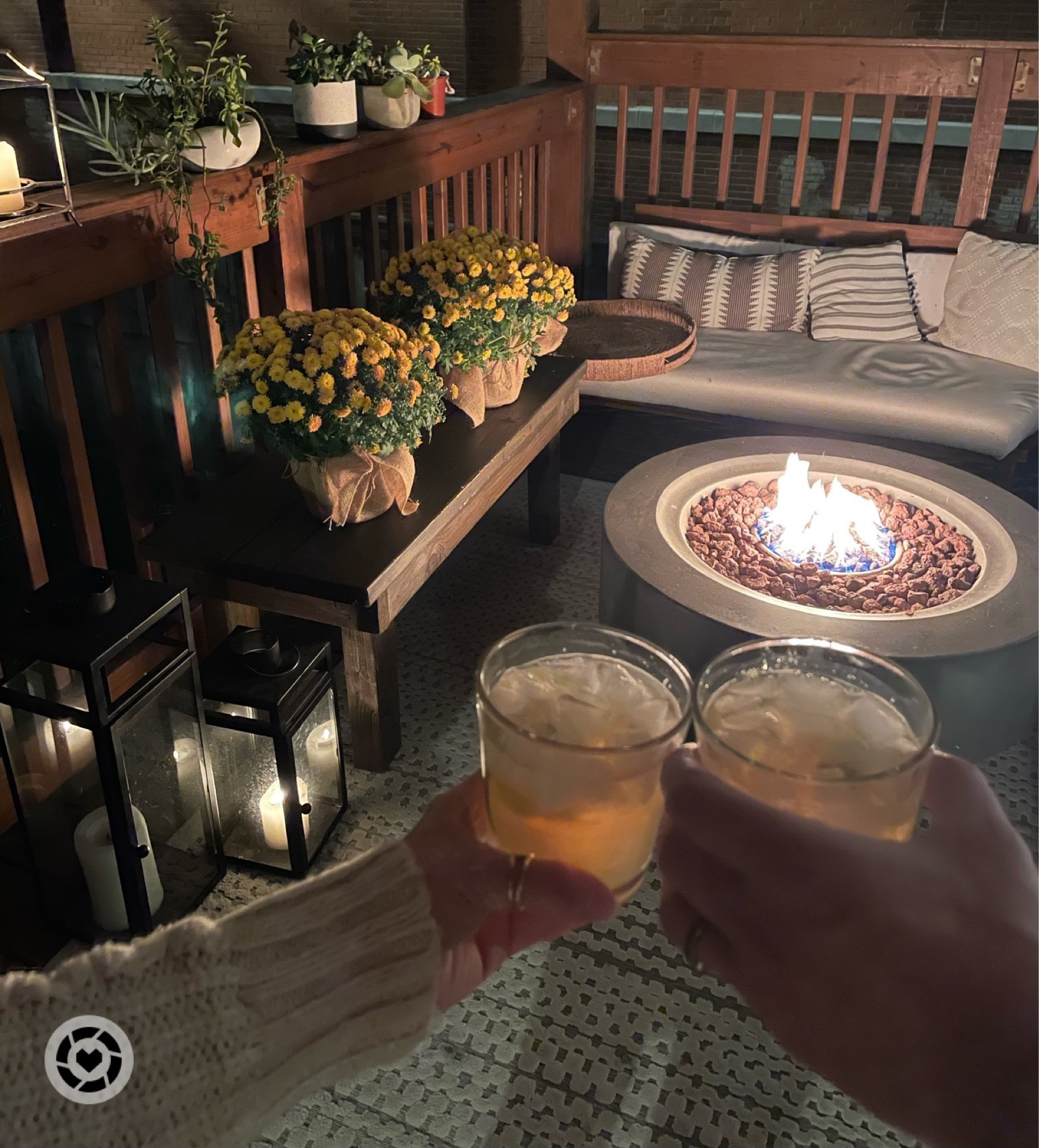 Fall outdoor patio decor ! 🍁

#LTKhome #LTKfamily #LTKSeasonal