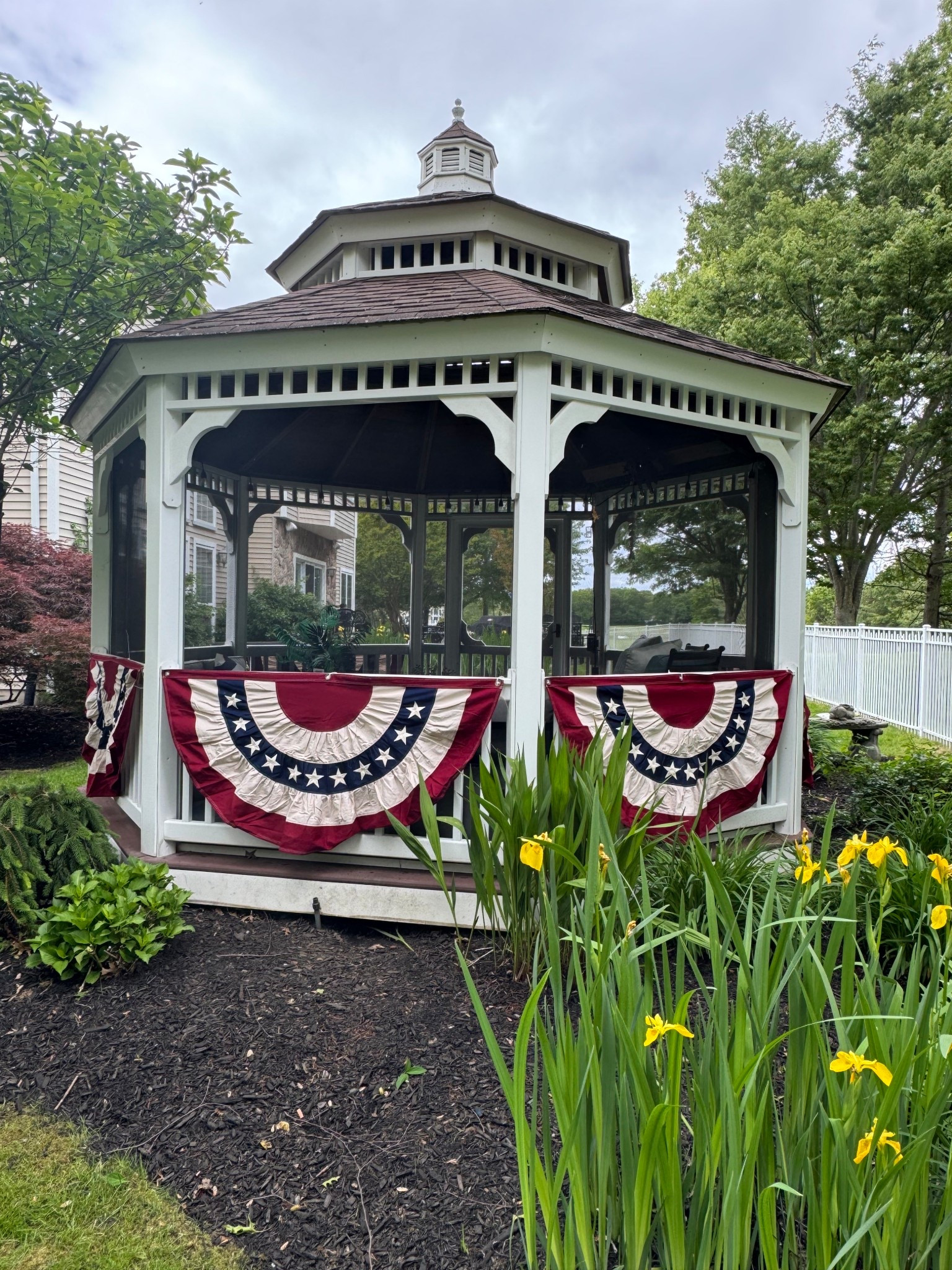 🇺🇸🇺🇸🇺🇸🇺🇸
Love these high quality buntings 
@plowandhearth


#plowandhearth #phliving #plowandhearthinspo #plowpossibilities

#LTKSeasonal #LTKHome #LTKSummerEdit