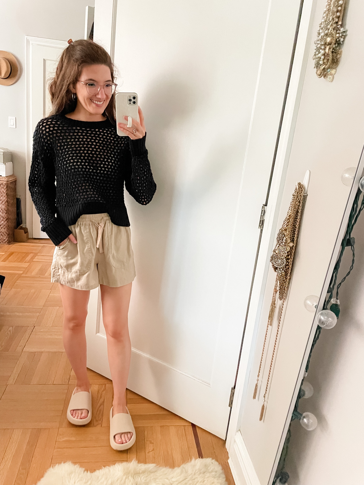 Sweater : I sized up 1 size
Linen shorts: TTS
Cloud slides : TTS


#LTKtravel #LTKSeasonal #LTKswim