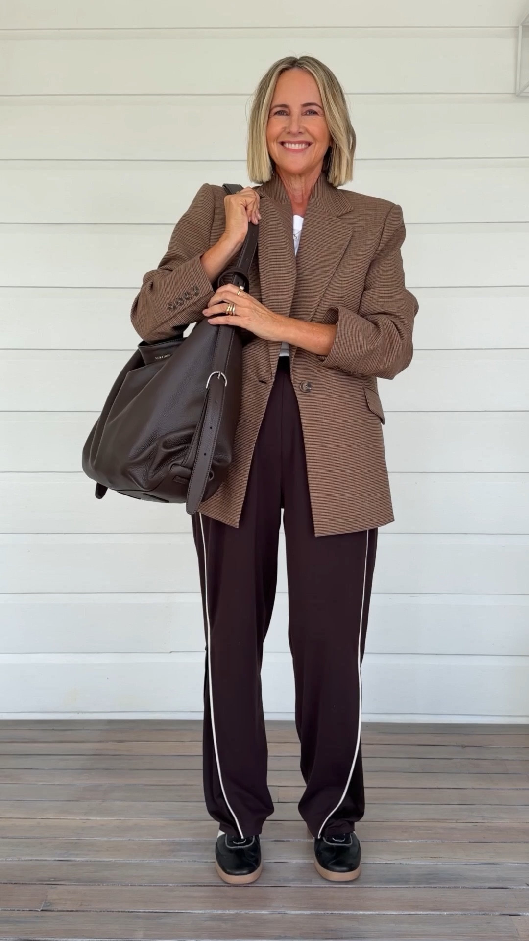 (Save and extra $20 site-wide with my code STYLING20)

Inflight carry-on bag alert!

I’ve never claimed to be a minimalist. Whenever I’m asked which size Vestirsi Bella 3-1 convertible bag I take for long-haul travel, it’s always the XL. I want all my “essentials” with me and the ability to go hands free. The option to wear this cult design as a tote and now as a crossbody is genius. And, yes, this size does fit under the seat in front of you. 

For me, the original size doesn’t hold all I want to take with me - it’s such a personal thing. I am, however, packing the Bella Mini as it’s an ideal travel day bag size for my needs. 

#LTKaustralia #LTKover50style #LTKtravel