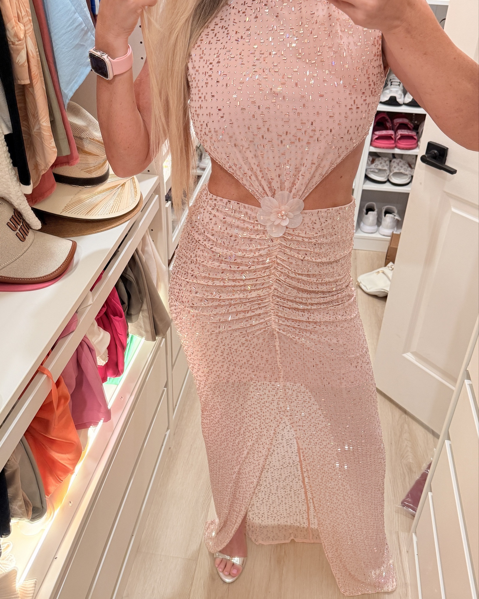 I finally found the perfect dress for this year New Year’s party! 

#LTKgrwm #LTKSeasonal #LTKHoliday