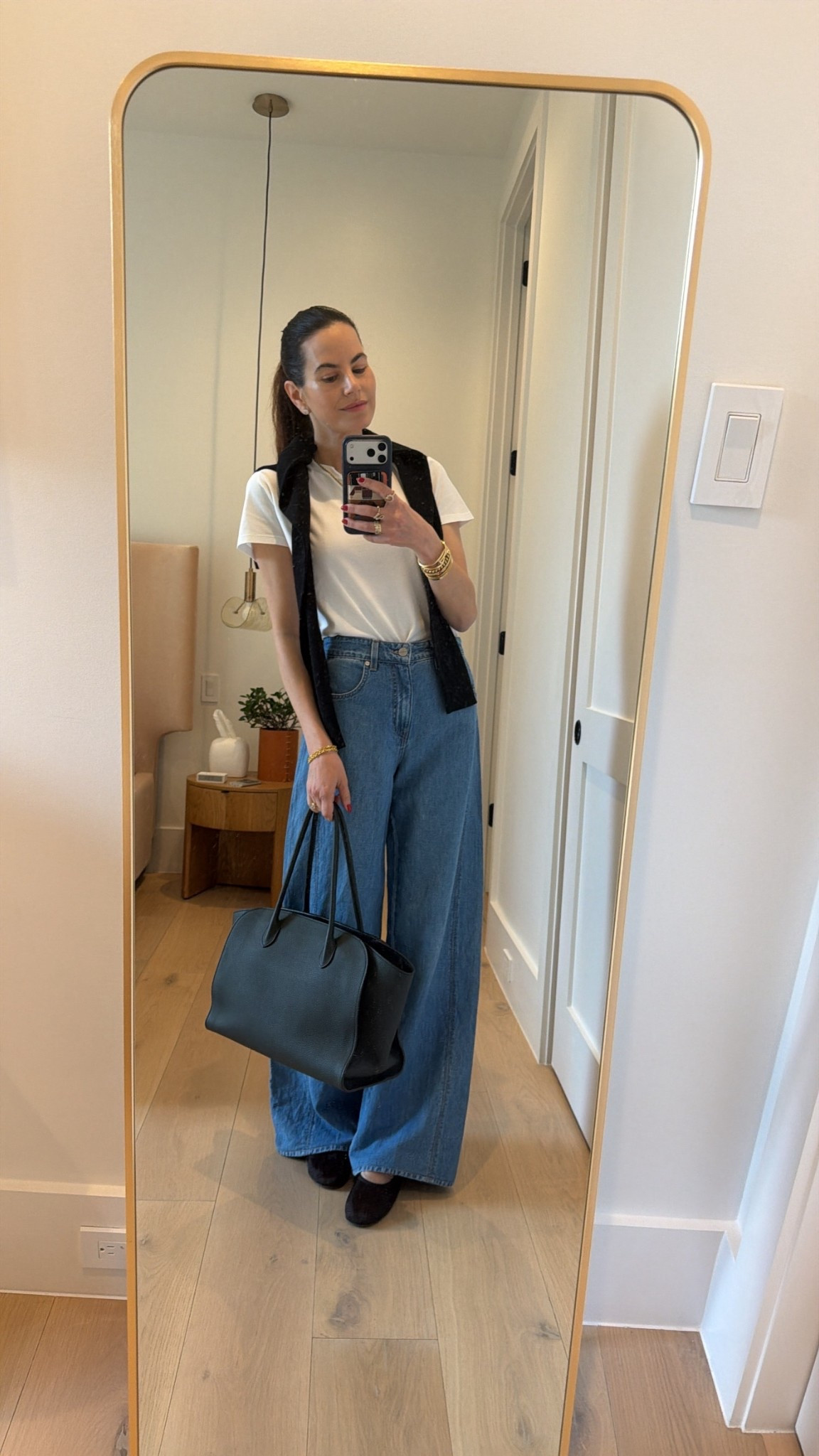 Spring Denim Haul! 3 pieces of denim that are worth every single penny! 


Women’s fashion, spring fashion, spring style, spring outfits, spring outfit inspo, women’s denim, women’s jeans, sweatpant jeans, wide leg jeans, denim shorts, wide denim shorts, baggy jeans, high rise jeans

#LTKSeasonal #LTKOver40 #LTKootd