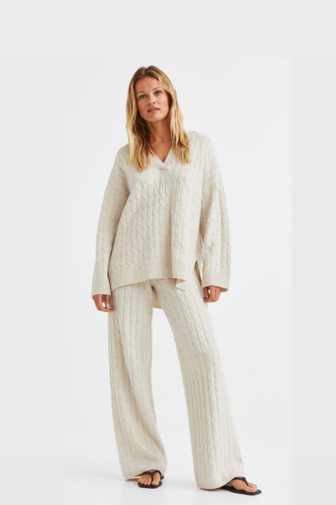 Cozy H&M set is 30% off

#LTKunder50 #LTKCyberweek #LTKstyletip