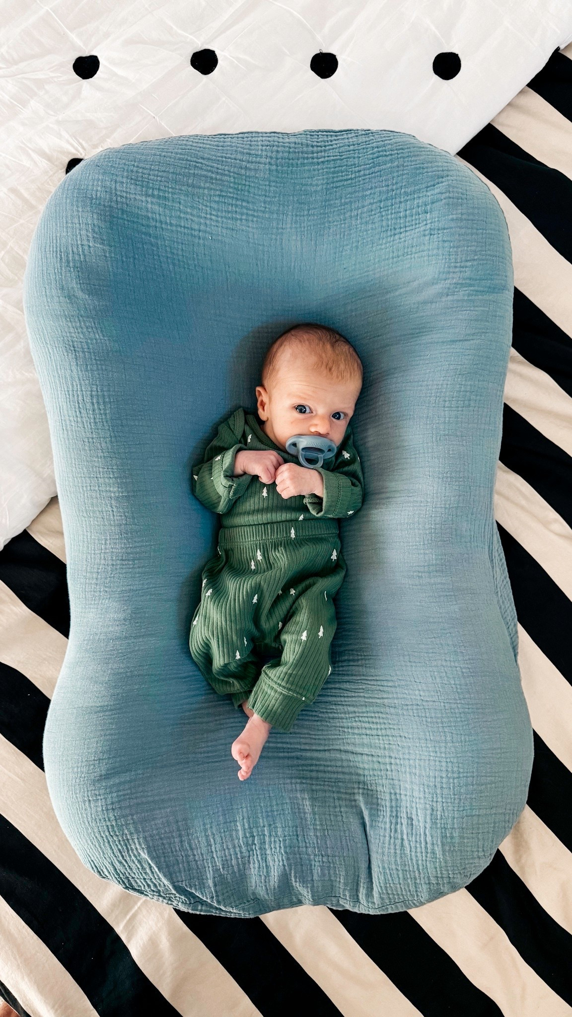 the must have baby lounger  

#LTKBaby #LTKFamily #LTKKids