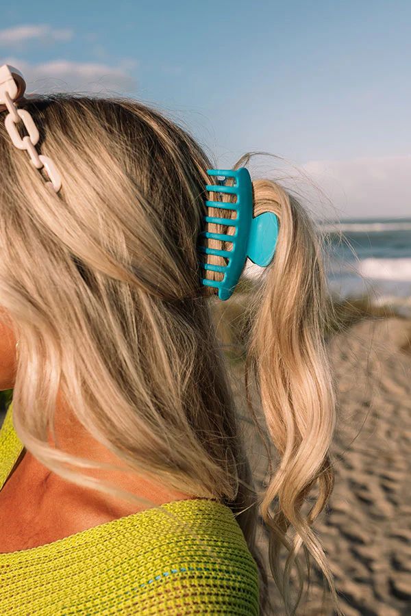 Beach Tripping Hair Claw Clip In Ocean Blue • Impressions Online Boutique | Impressions Online Boutique