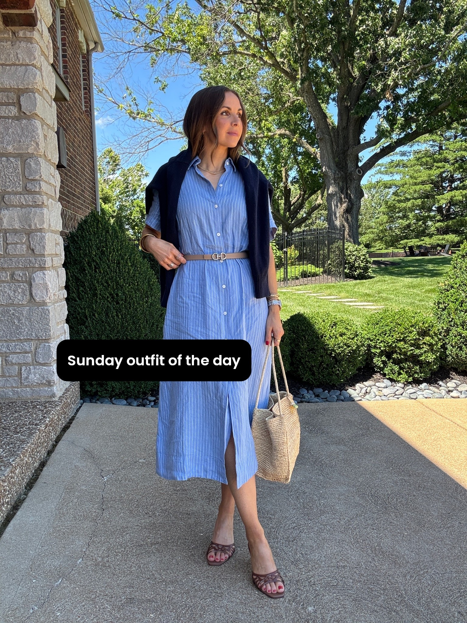 Sunday outfit - this is such a beautiful classic cut! On sale during @Aritzia’s summer sale!
