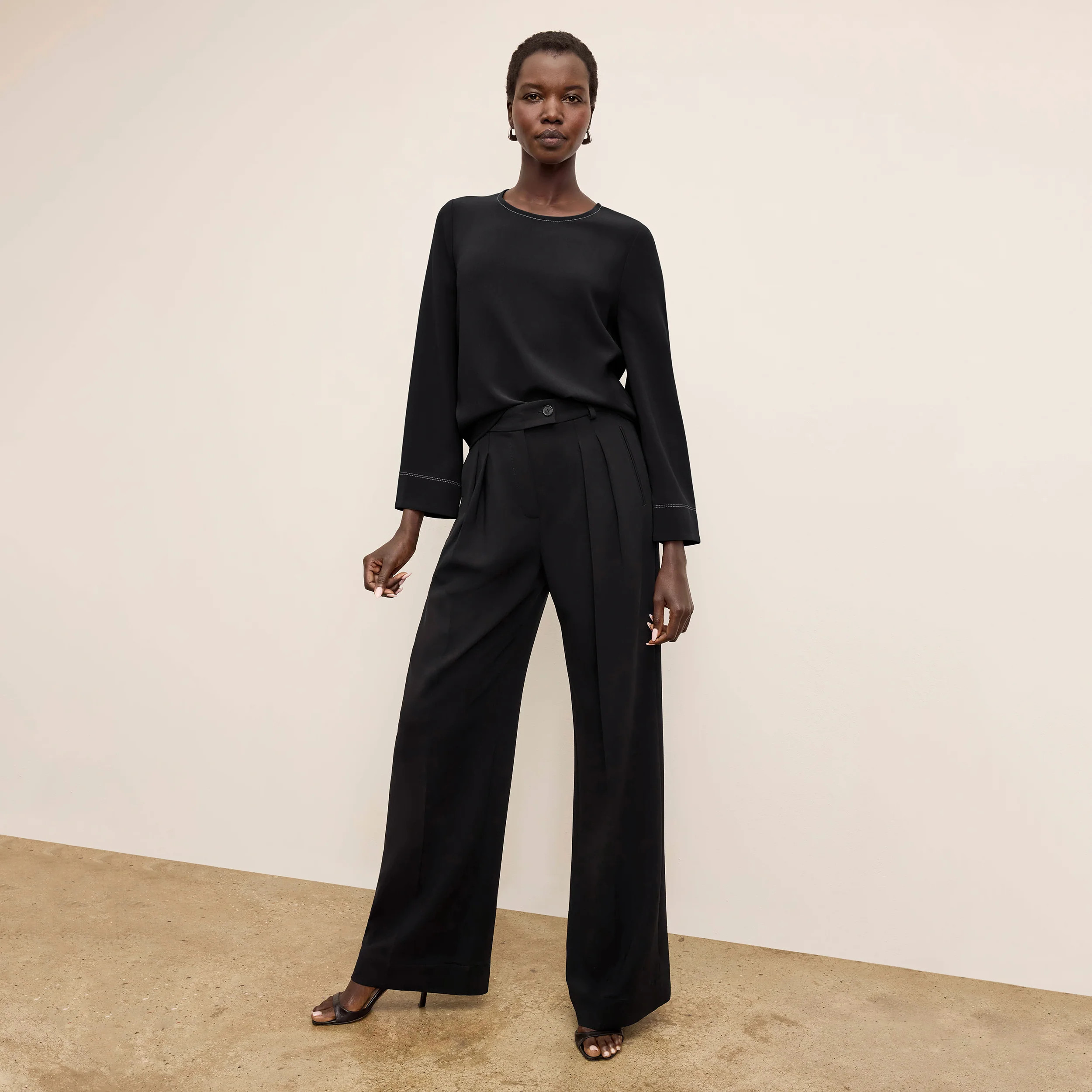 Bia Pleated Trouser - Everyday Crepe :: Black | MM LaFleur