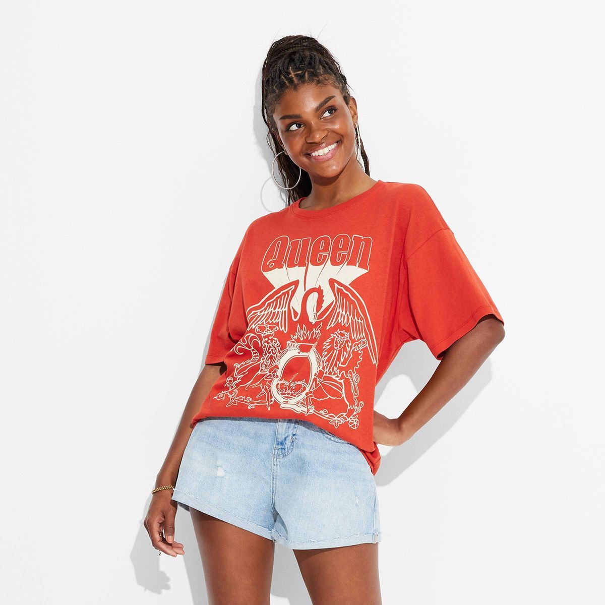 Women's Queen Rock Oversized Short Sleeve Graphic T-Shirt - Red M | Target