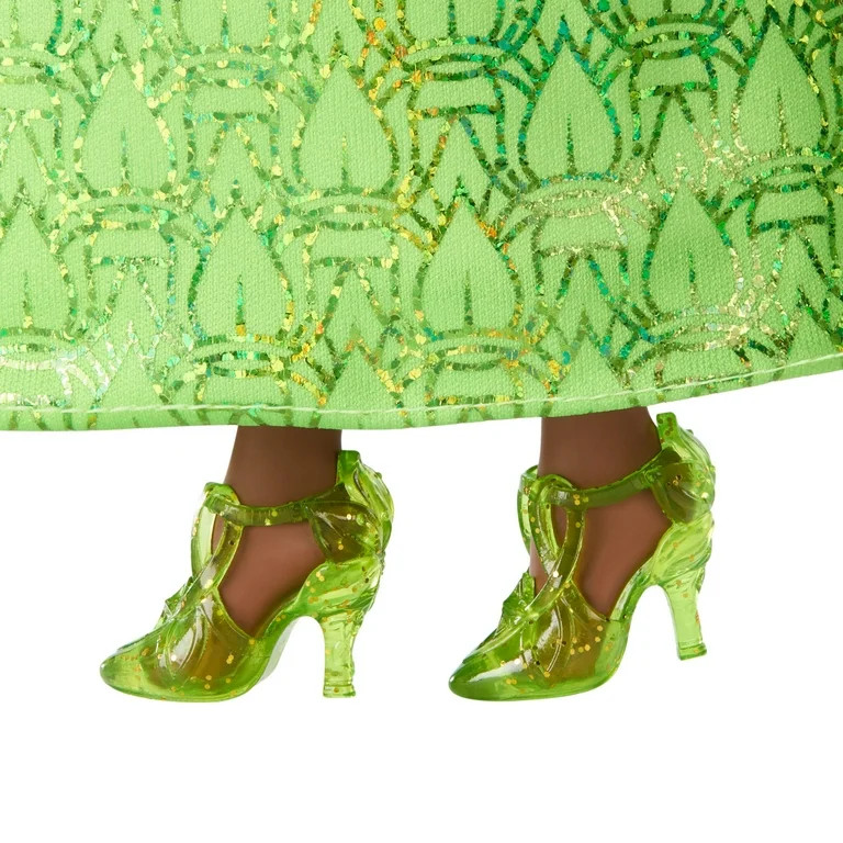 Disney Princess Tiana 11 inch Fashion Doll with Brown Hair, Brown Eyes & Tiara Accessory | Walmart (US)