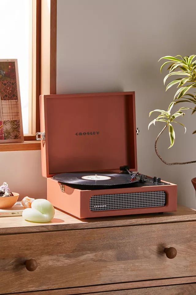 Crosley UO Exclusive Terracotta Voyager Bluetooth Record Player | Urban Outfitters (US and RoW)