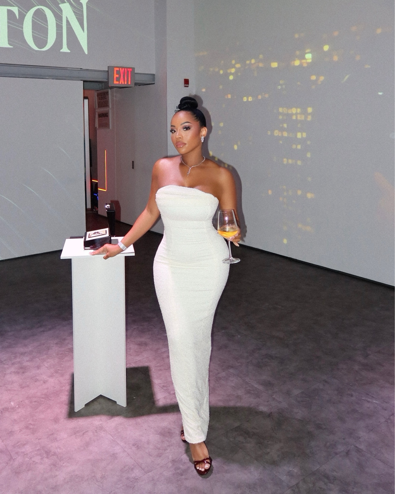 My favorite animal is when a woman survives betrayal but turns it into her biggest transformation… glows tf up, increases her income, rebrands, and steps into her purpose.🤍🖤

#LTKStyleTip #LTKShoeCrush #LTKPetite