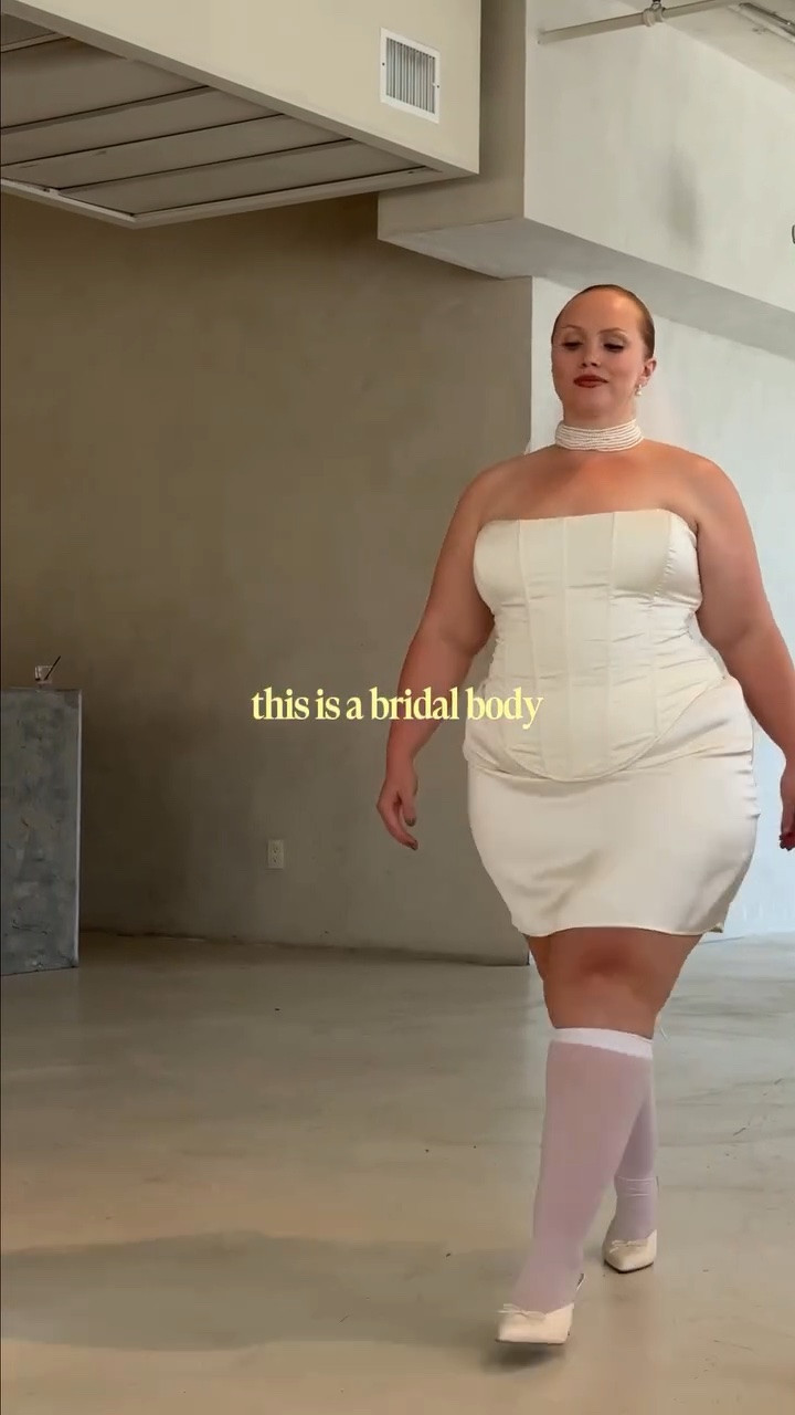 imagine a world in which bigger bodies were the blueprint. 🤍

not the afterthought. not the extended size add-on. Not the “we’re working on it.”

the BLUEPRINT.
👏🏼
every silhouette. every veil. every walk down that aisle.

this is what bridal has always been missing and today, that changes thanks to @emma.arletta & @giasinatra commitment to shifting the narrative and expanding the runway and the retail.

what a gift it was to exist so freely in this room 💫 @gia_irl bridal is here!!! for every body that was told to wait, shrink, or settle.

your dress. your day. your runway.

@arielleestoria ✍🏼
@emilymooremusic 🎻