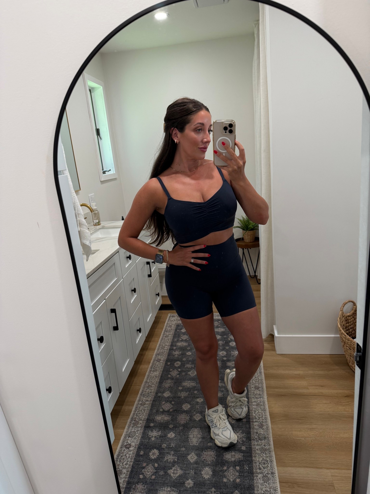 Affordable workout clothes that feels like butter and fits like a glove 🤌🏽 10/10 recommend!!! 
Top L
Bottom M 


#LTKFindsUnder50 #LTKShoeCrush #LTKActive