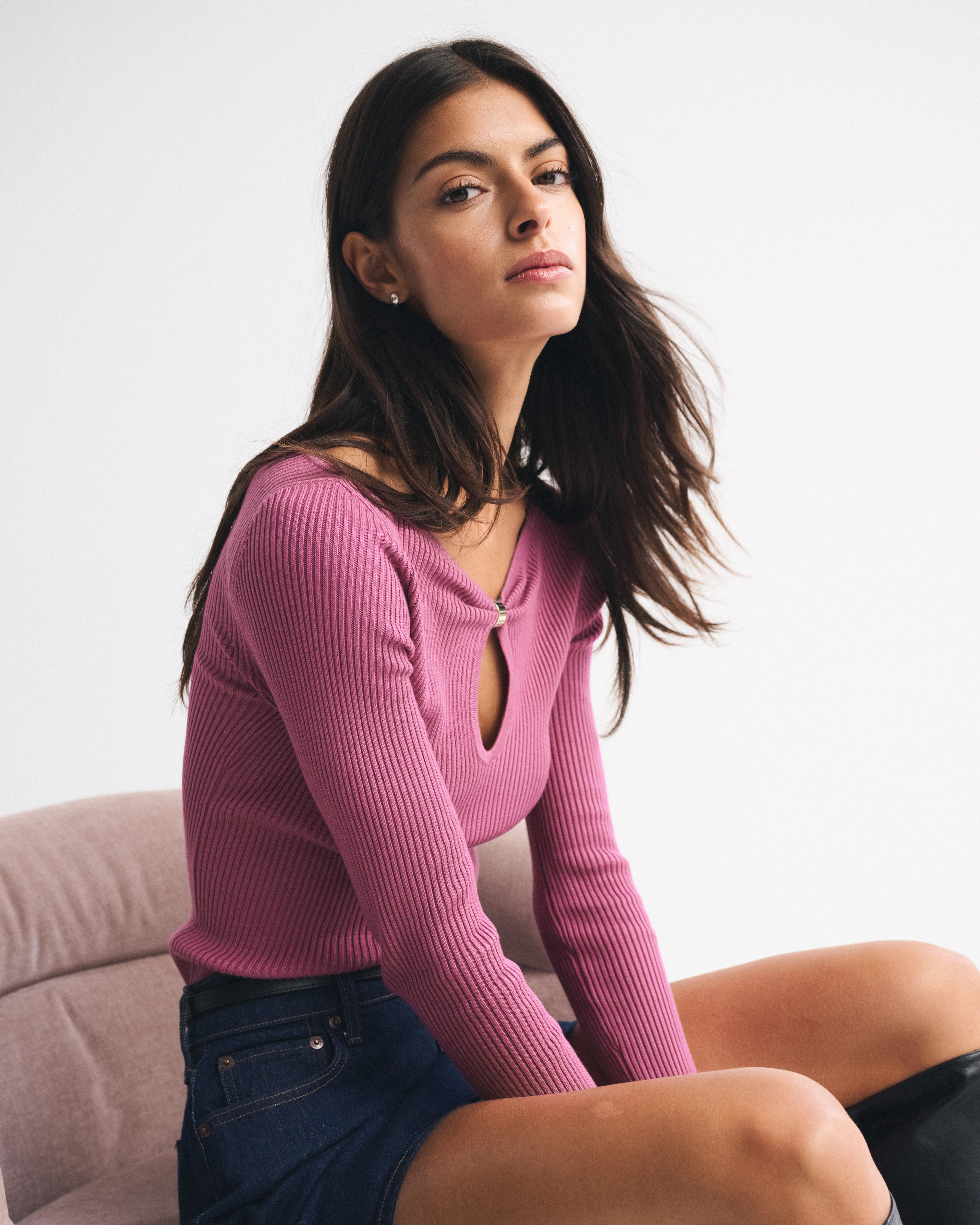 Hardware Keyhole Long-Sleeve Sweater Top | Abercrombie & Fitch (US)