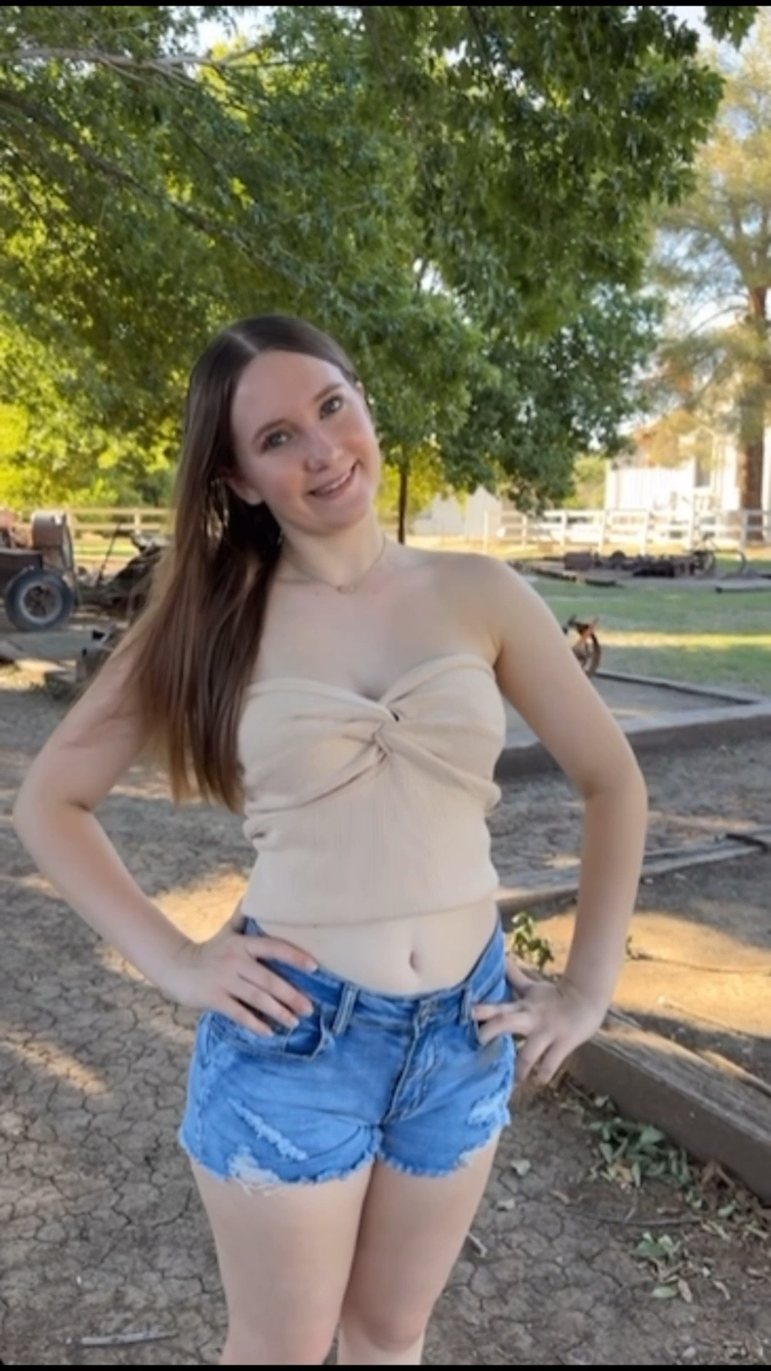 Effortless, cute, and perfect for summer 🤍 This strapless twist knot tube top is such an easy piece to dress up or down. Pair it with denim shorts, linen pants, or a mini skirt for the cutest everyday look ☀️✨

#LTKStyle #LTKFashion #TubeTop #StraplessTop #SummerOutfit #TwistKnotTop #OOTD #CasualChic #WomenFashion #SummerStyle #GoingOutTop #NeutralStyle #CuteOutfit #FashionFinds #TrendyStyle #EverydayFashion #VacationOutfit #MinimalStyle #StyleInspo #LTKUnder50

#LTKootd #LTKSaleAlert #LTKU