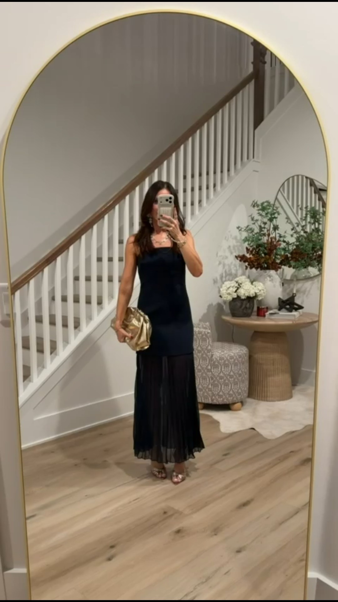 One of the most beautiful in the elegant dresses. 

elegant dress, classy dress, wedding guest dress, annabrstyle.

#LTKWedding #LTKFindsUnder100