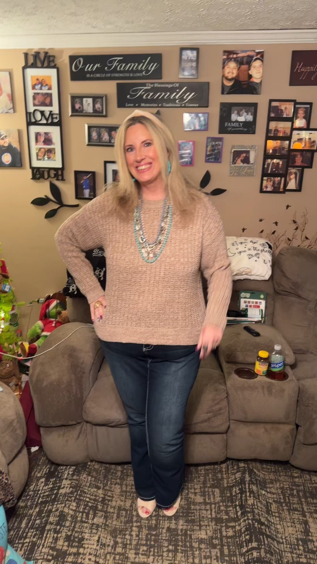 Happy Thursday y’all! Sporting my new Grinch makeup today and one of my favorite sweaters from Walmart 😊 #ootd #thursday 

#LTKBeauty #LTKWorkwear #LTKHoliday